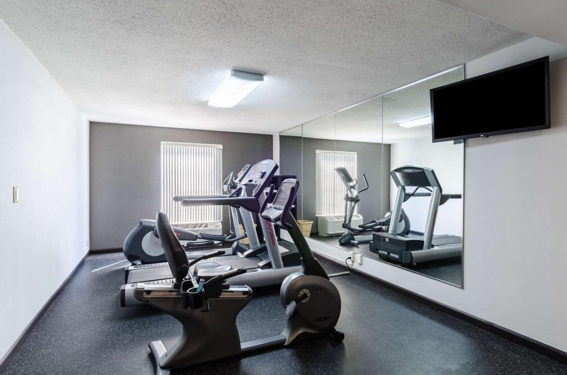 Comfort Inn Randolph-Boston gallery photo in Randolph — image 41