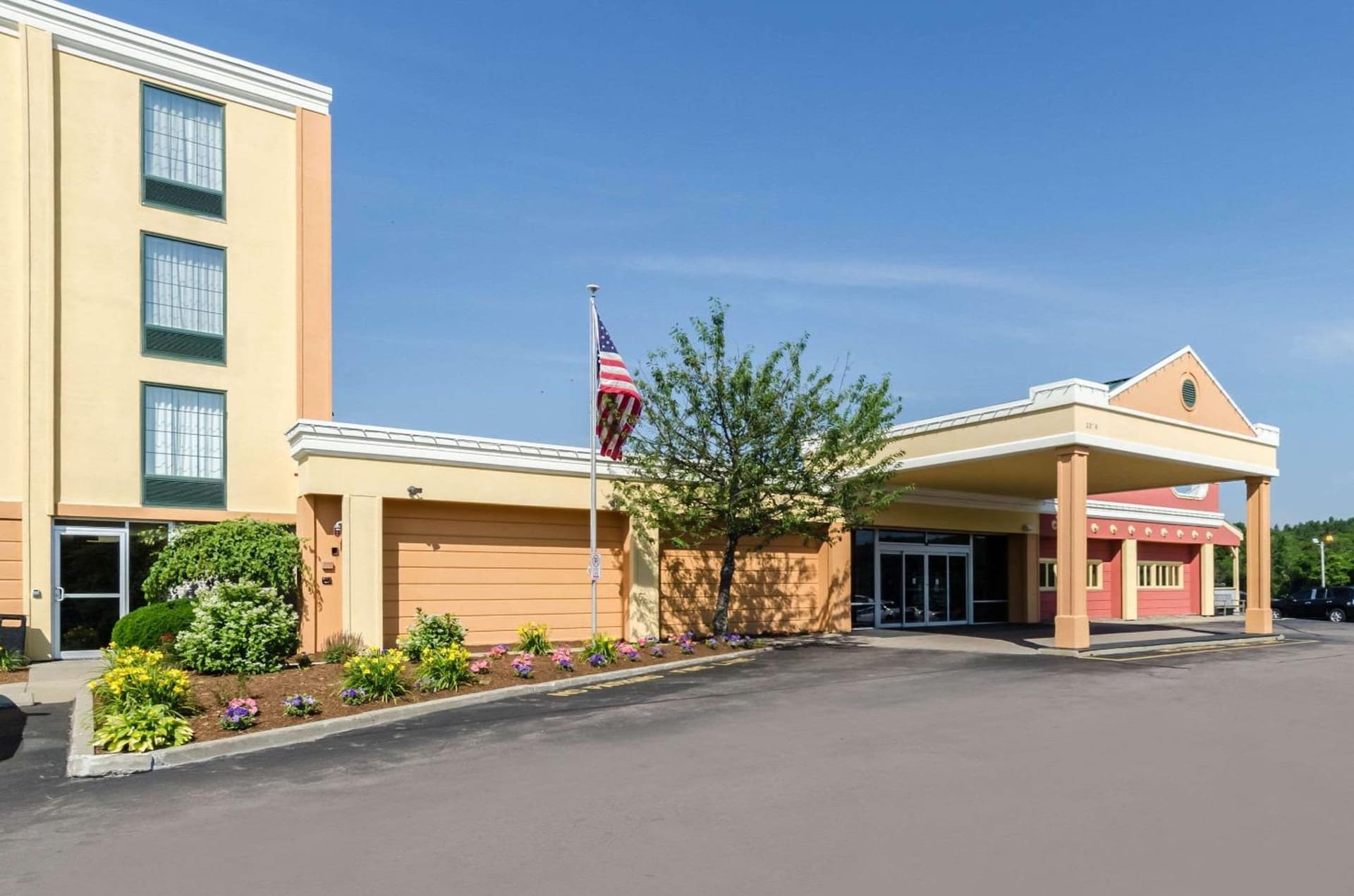 Comfort Inn Randolph-Boston — hotel in Brockton, Massachusetts