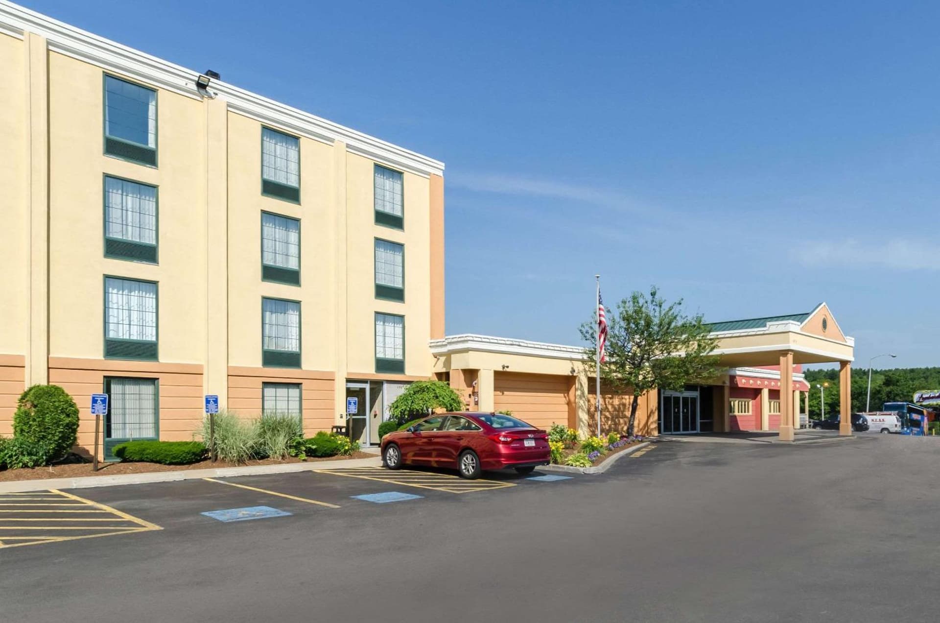 Comfort Inn Randolph-Boston gallery photo in Randolph — image 25