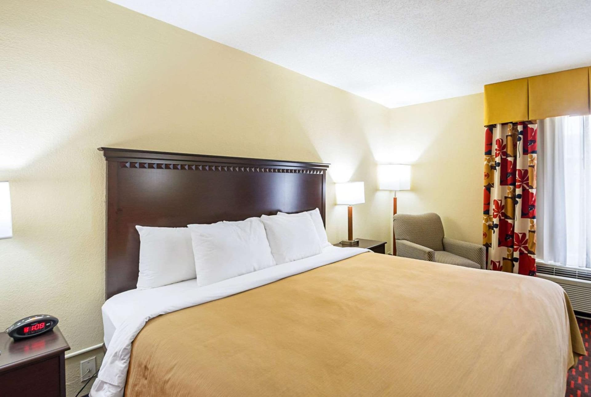 Quality Inn & Suites Hagerstown gallery photo in Hagerstown, MD — image 30