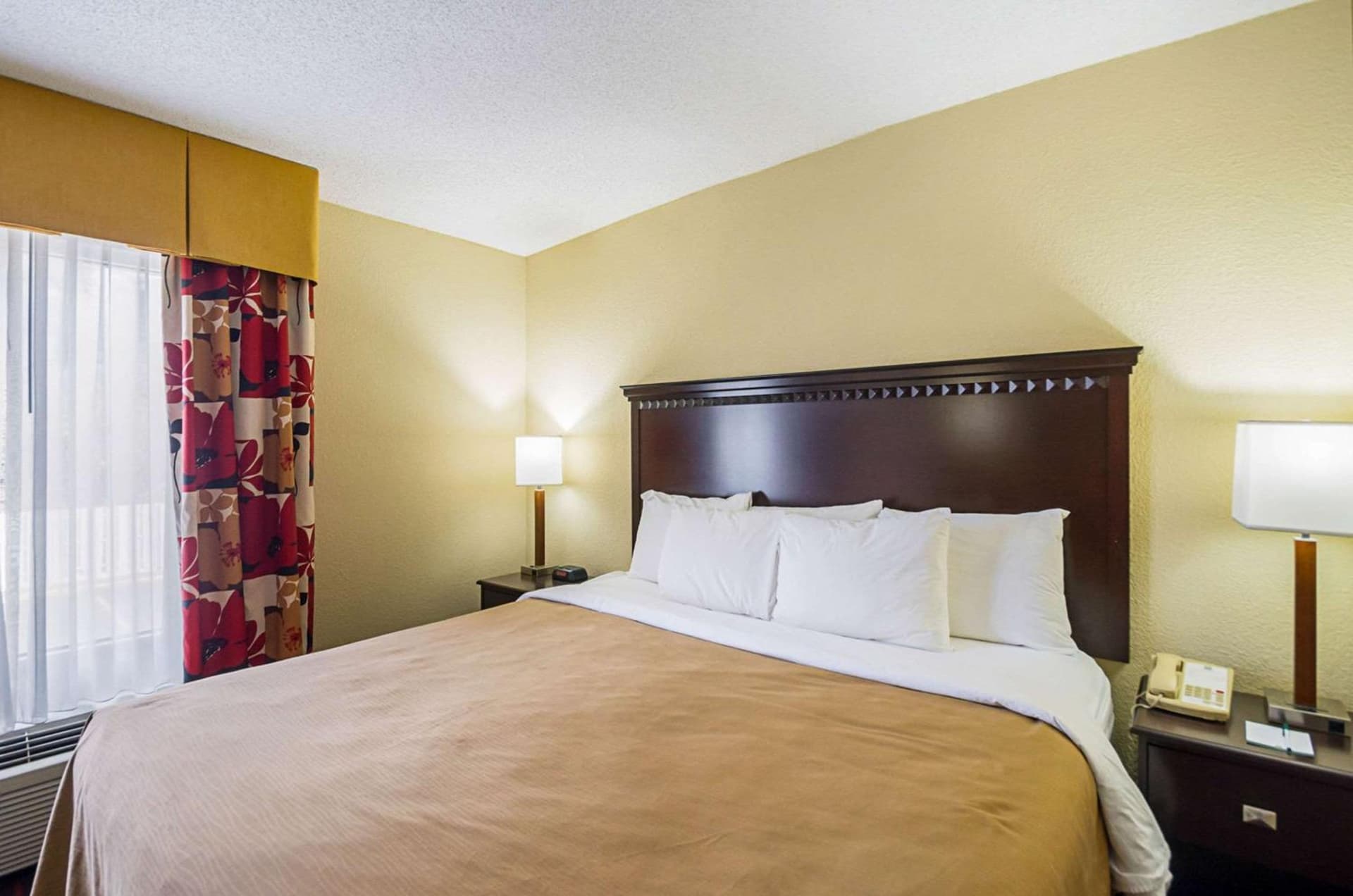 Quality Inn & Suites Hagerstown gallery photo in Hagerstown, MD — image 32
