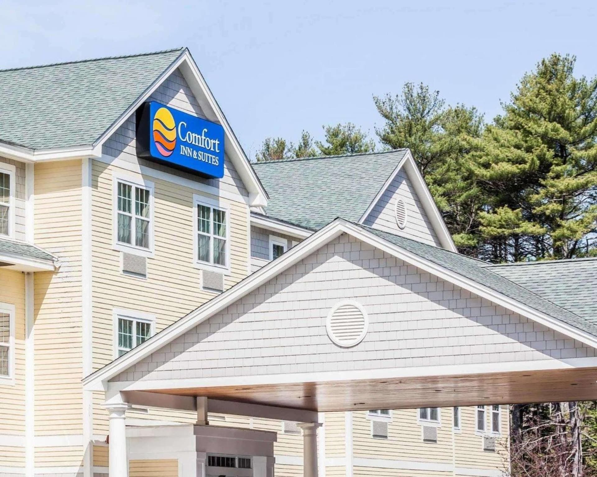 Comfort Inn & Suites Scarborough-Portland featured exterior or lobby in Scarborough, ME — similar hotel
