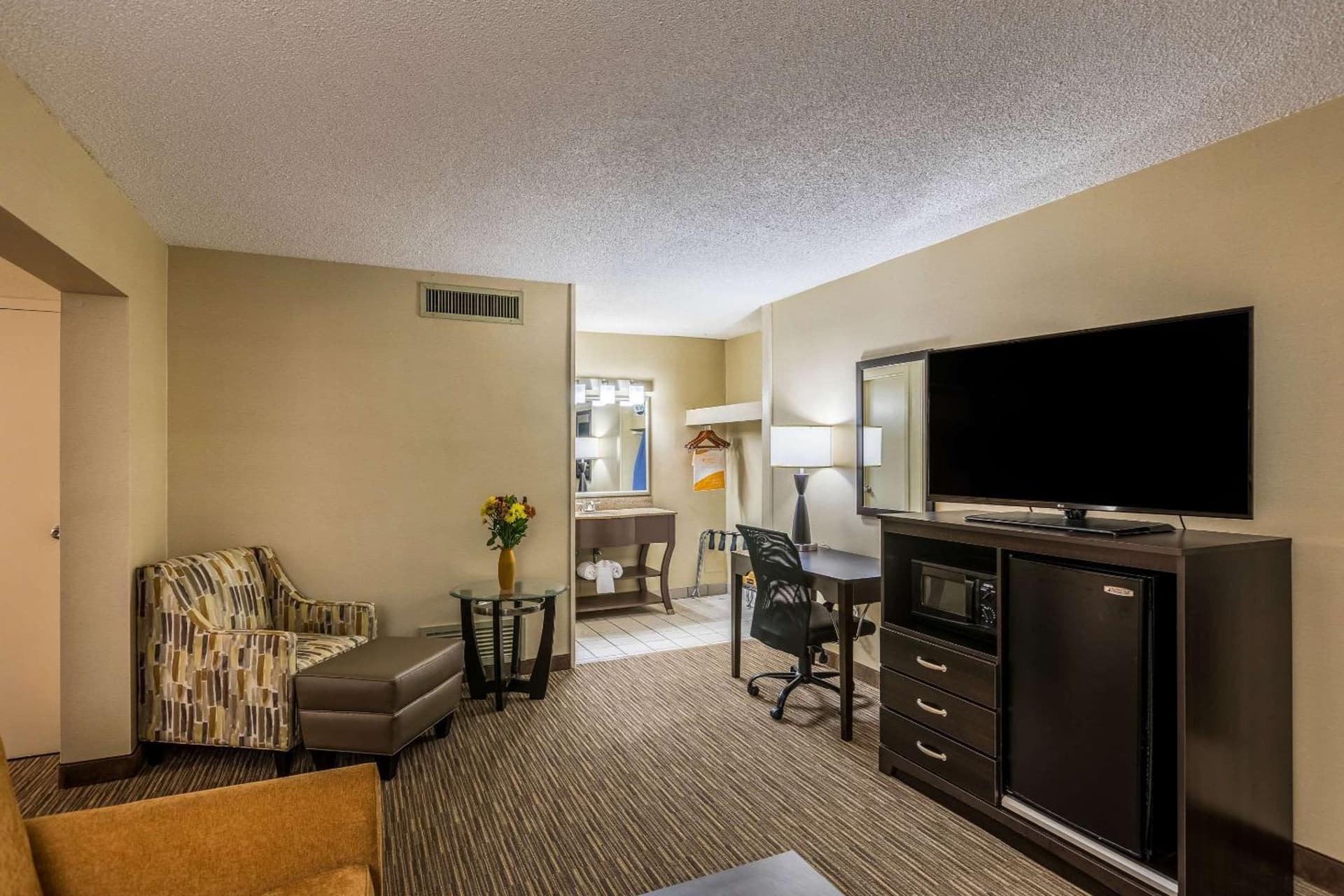 Quality Inn University Lansing gallery photo in Lansing, MI — image 6