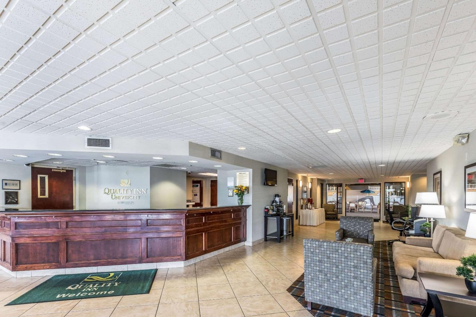Quality Inn University Lansing property views in Lansing, MI — gallery photo 3