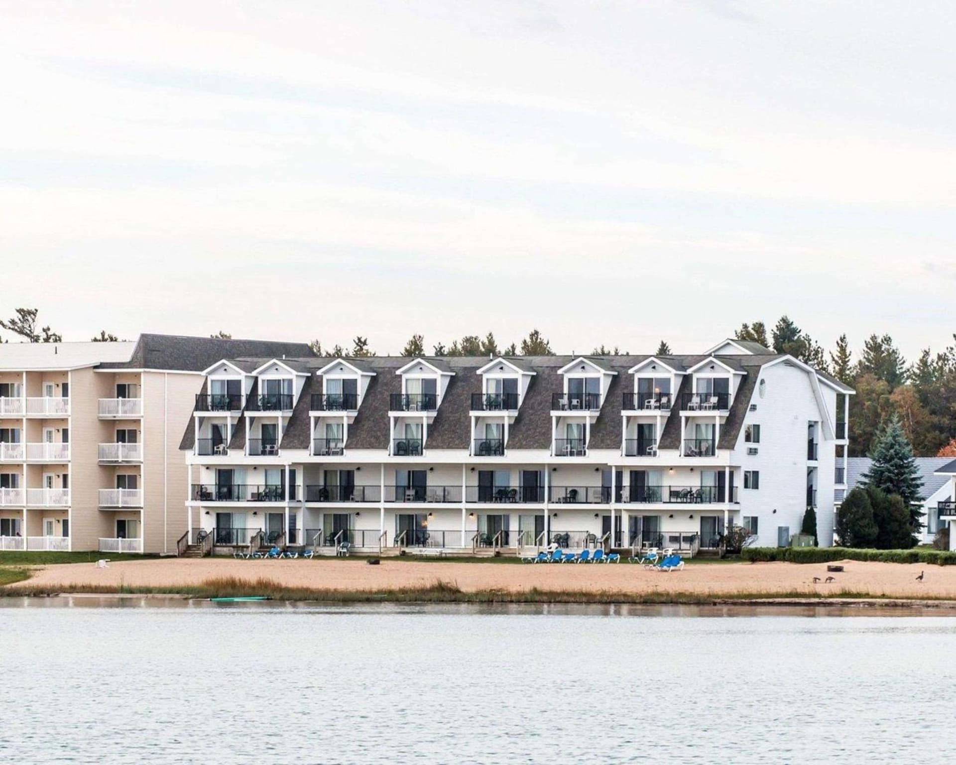 Quality Inn & Suites Mackinaw City Beachfront featured exterior or lobby in Mackinaw City, MI — similar hotel