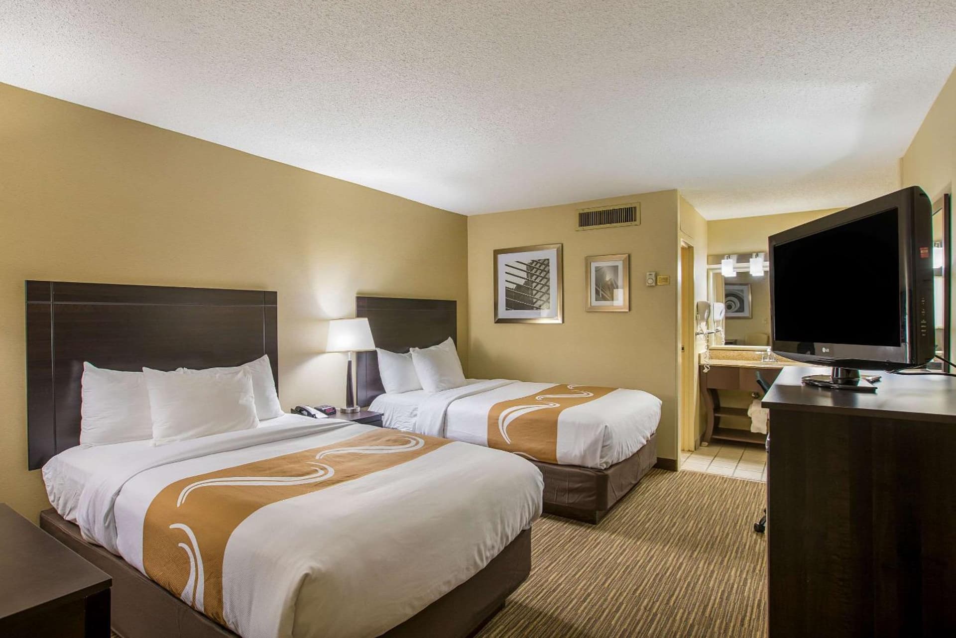 Quality Inn University Lansing gallery photo in Lansing, MI — image 29