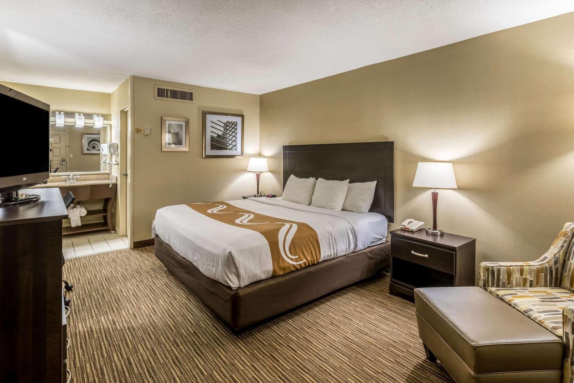 Quality Inn University Lansing gallery photo in Lansing, MI — image 17