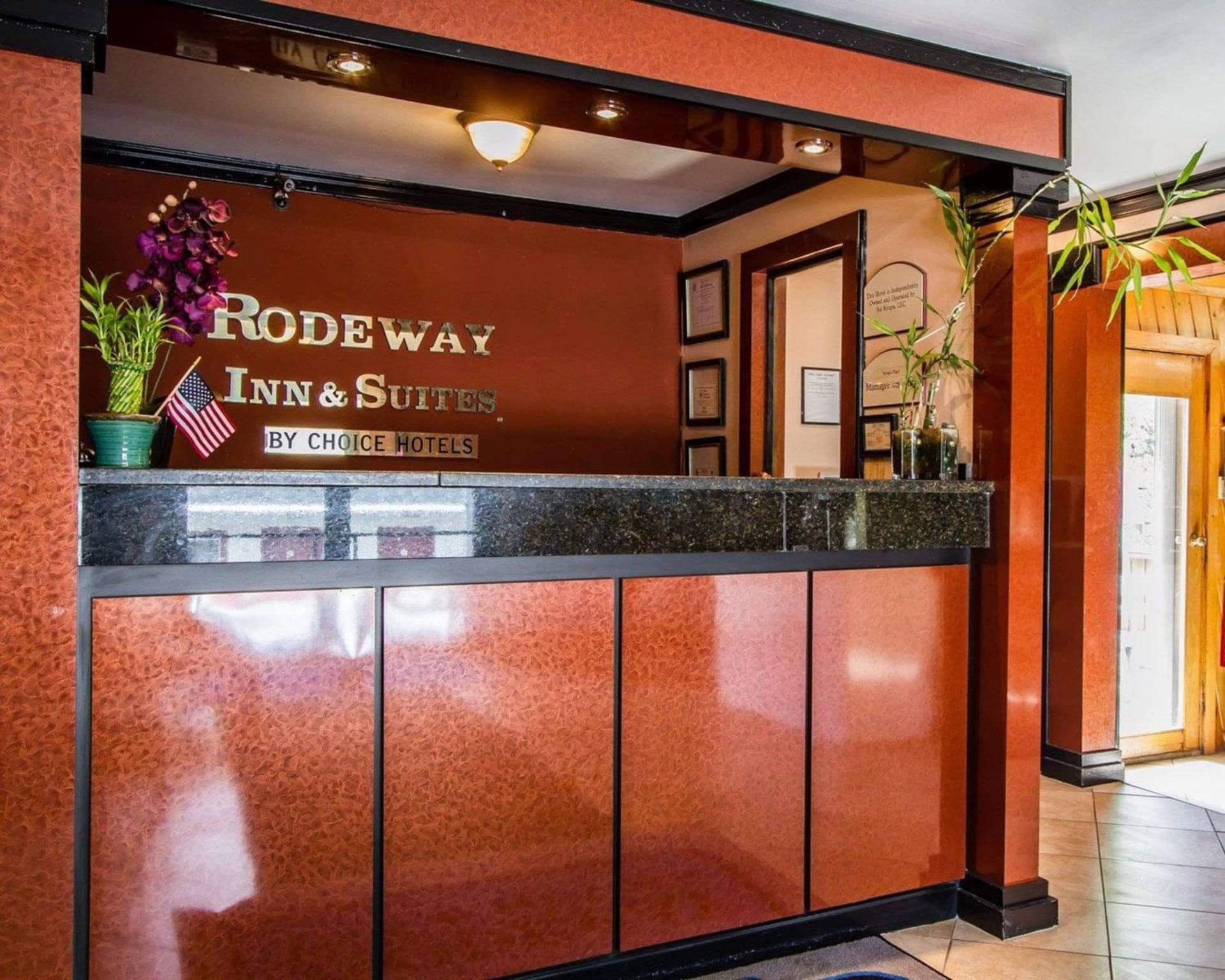 Rodeway Inn & Suites Brunswick near Hwy 1 property views in Brunswick — gallery photo 3
