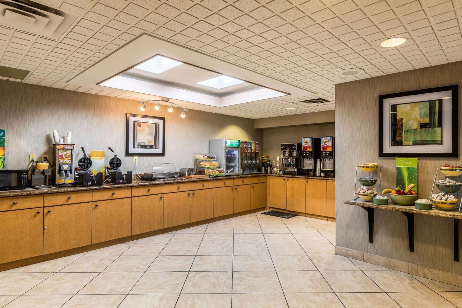 Quality Inn University Lansing gallery photo in Lansing, MI — image 15