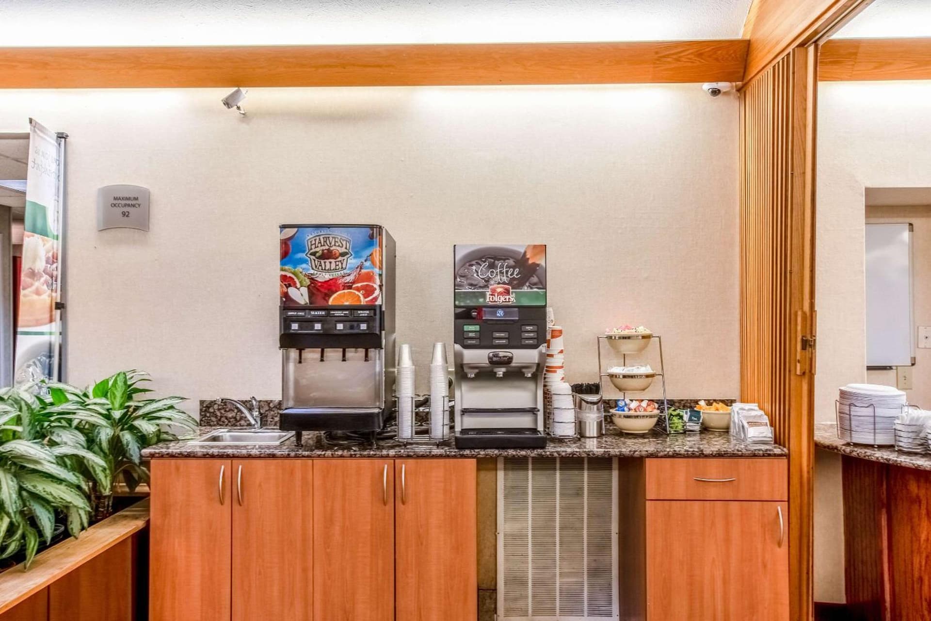 Country Inn & Suites by Radisson, Muskegon, MI gallery photo in Muskegon, MI — image 19