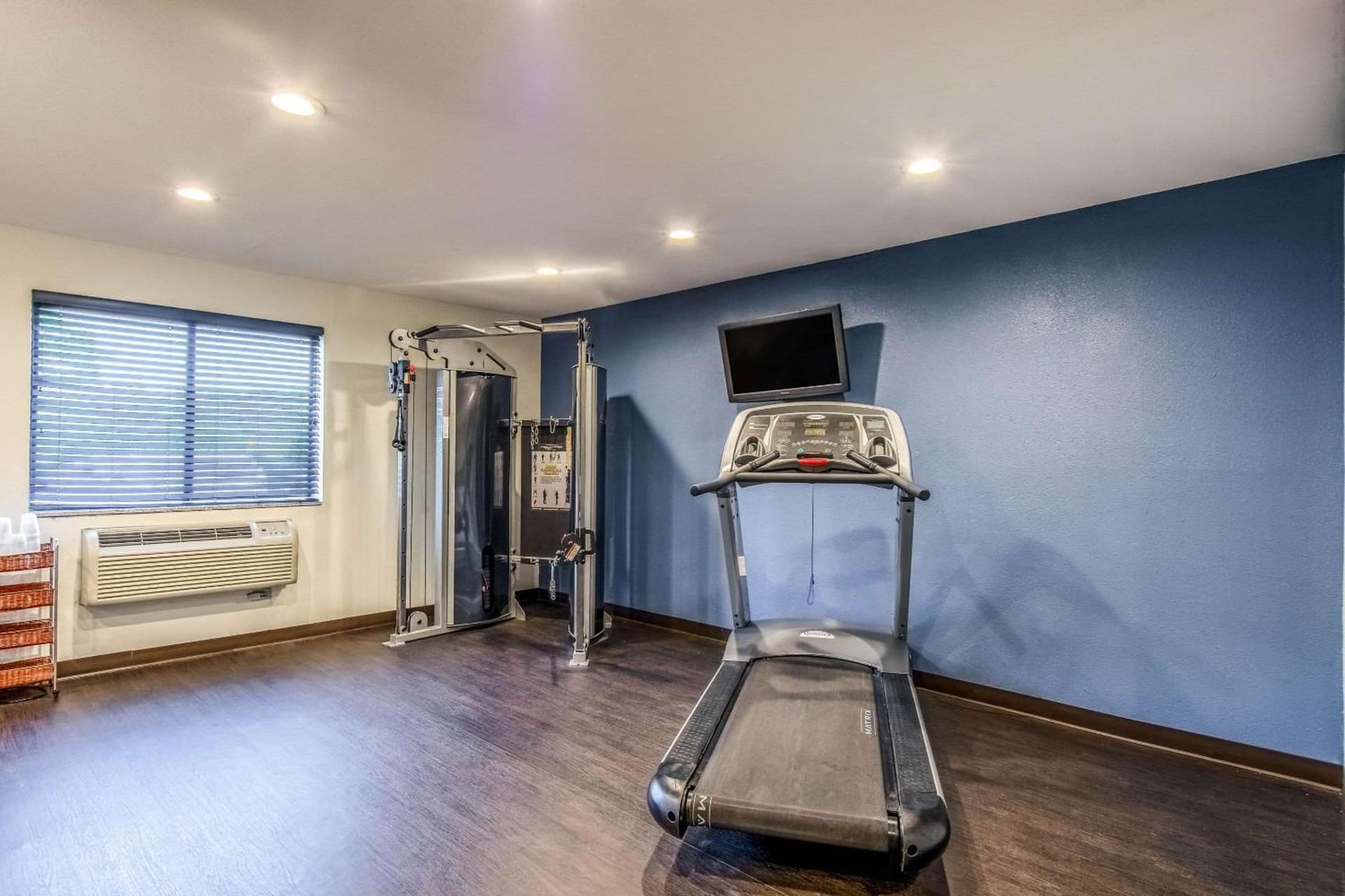 Country Inn & Suites by Radisson, Muskegon, MI gallery photo in Muskegon, MI — image 16