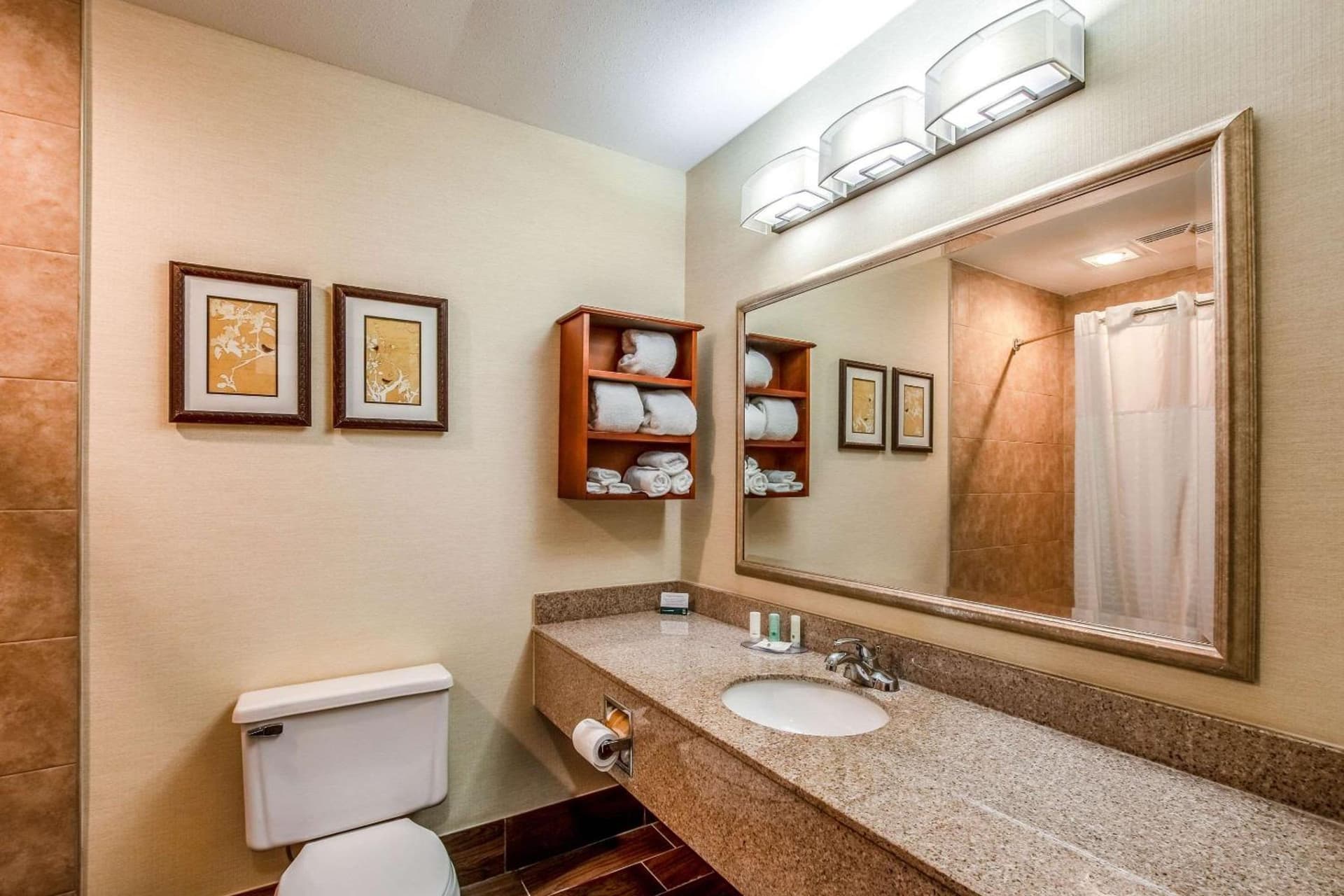 Country Inn & Suites by Radisson, Muskegon, MI property views in Muskegon, MI — gallery photo 3
