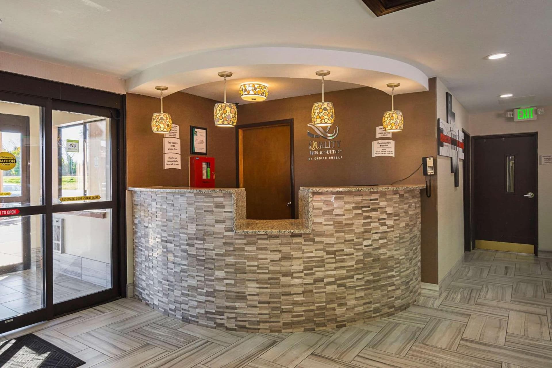 AmericInn by Wyndham Holland MI gallery photo in Holland, MI — image 19