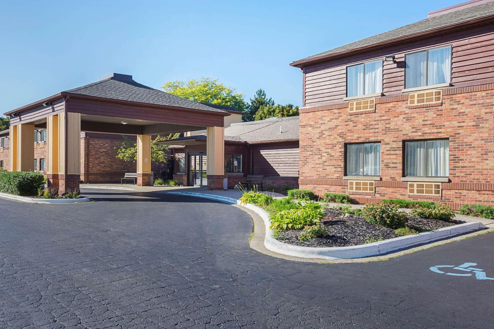 AmericInn by Wyndham Holland MI — hotel in Holland, Michigan