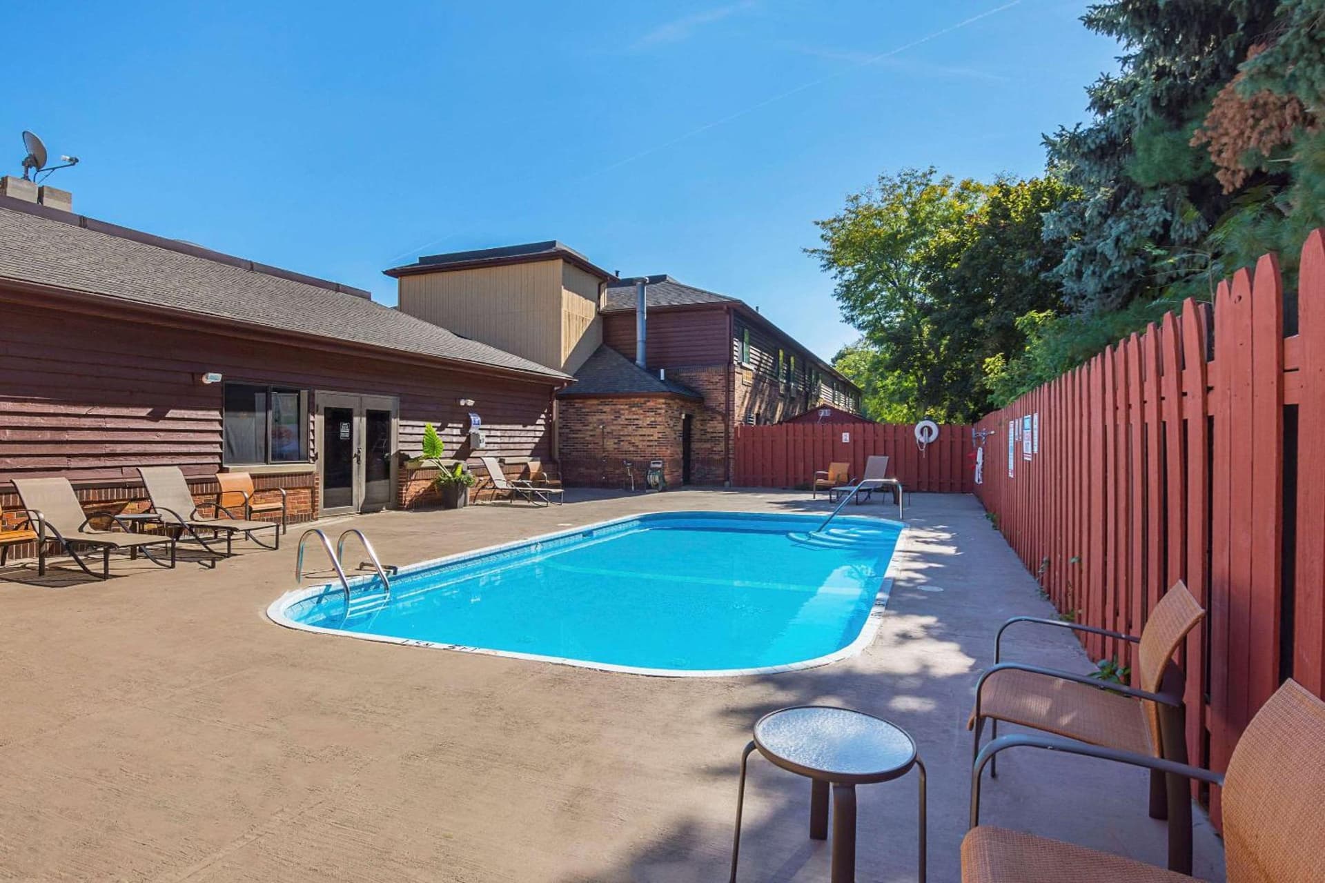 AmericInn by Wyndham Holland MI gallery photo in Holland, MI — image 7