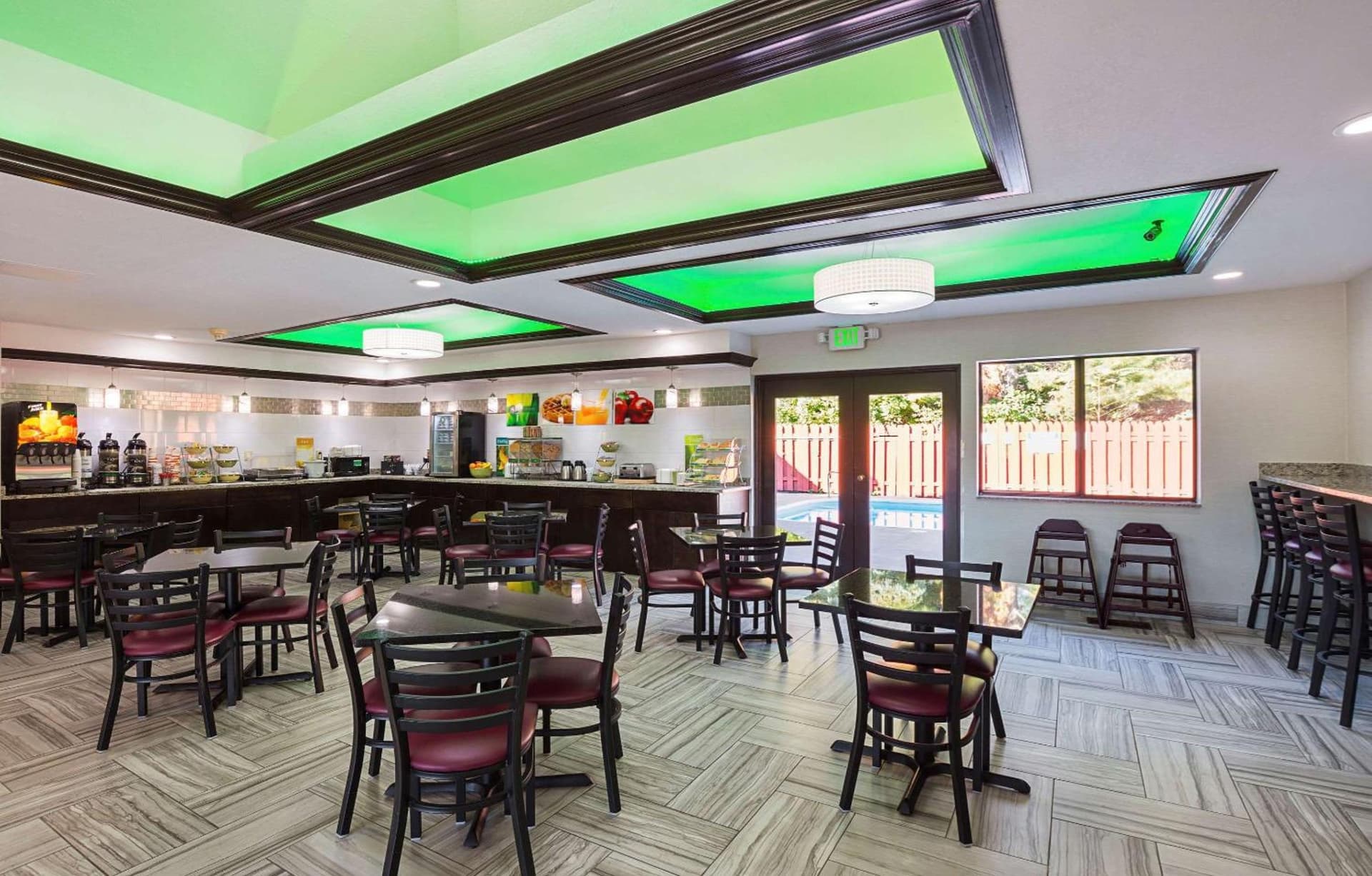 AmericInn by Wyndham Holland MI gallery photo in Holland, MI — image 9