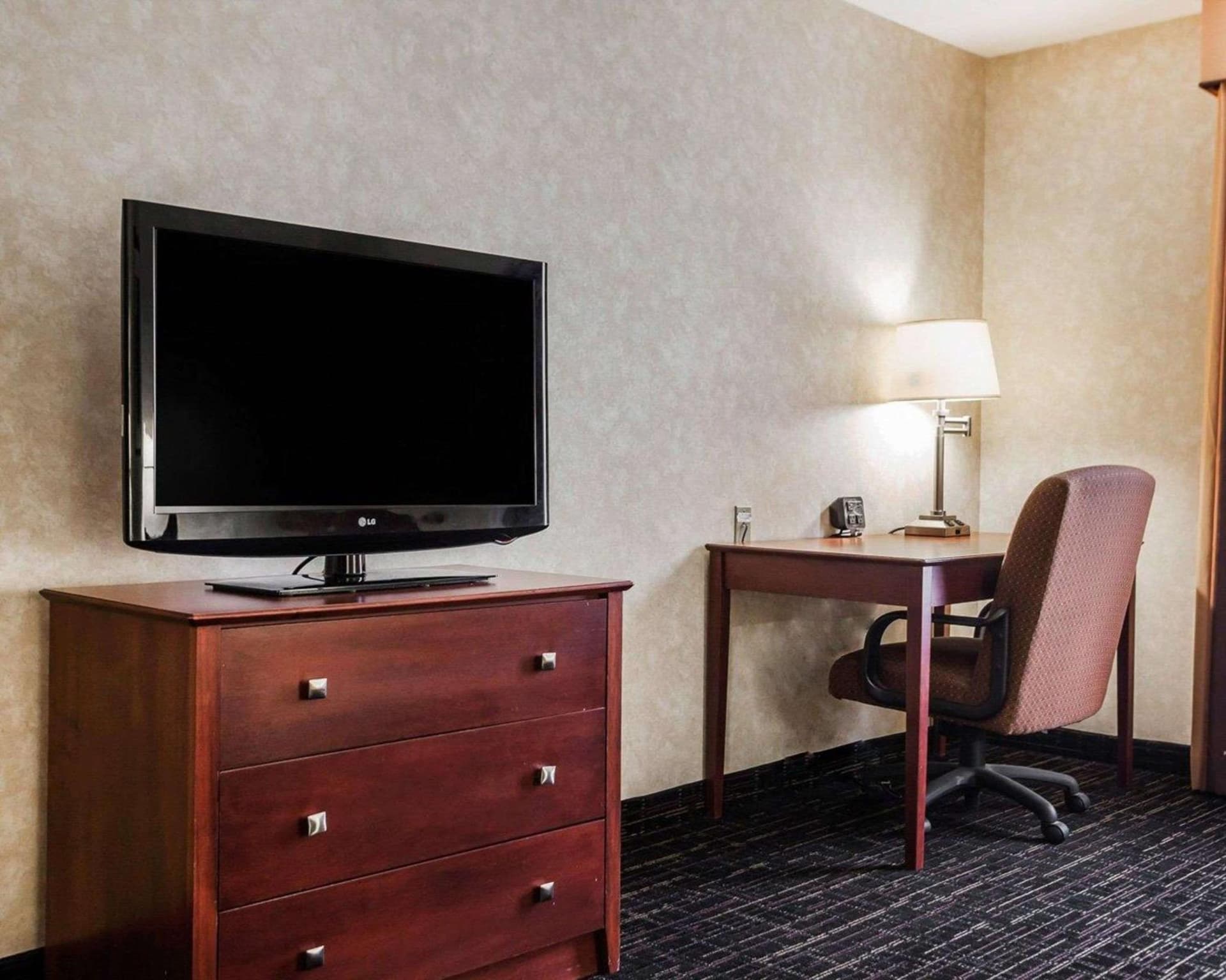 Comfort Suites Independence - Kansas City gallery photo in Independence, MO — image 13