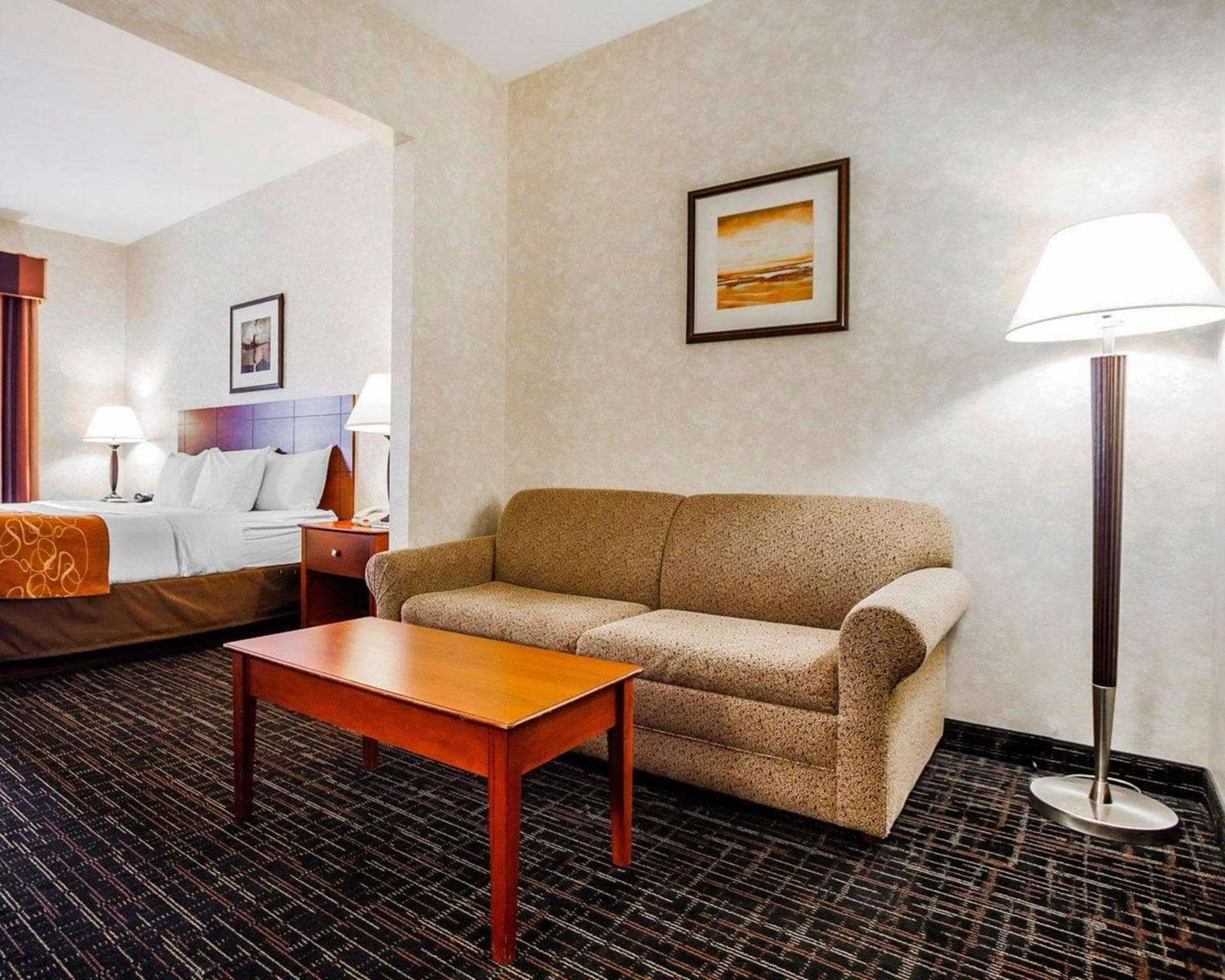 Comfort Suites Independence - Kansas City gallery photo in Independence, MO — image 16