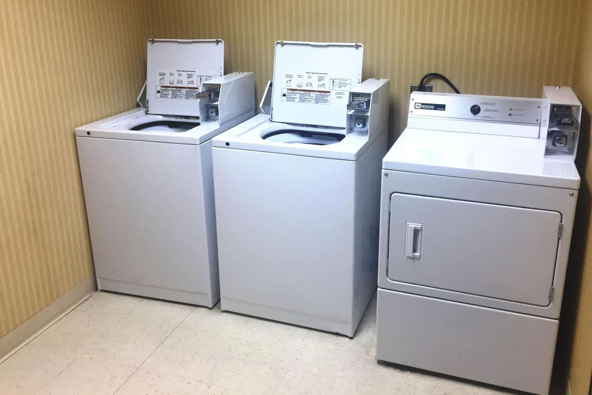 Comfort Inn & Suites Harrisonville interior in Harrisonville, MO — gallery photo 2