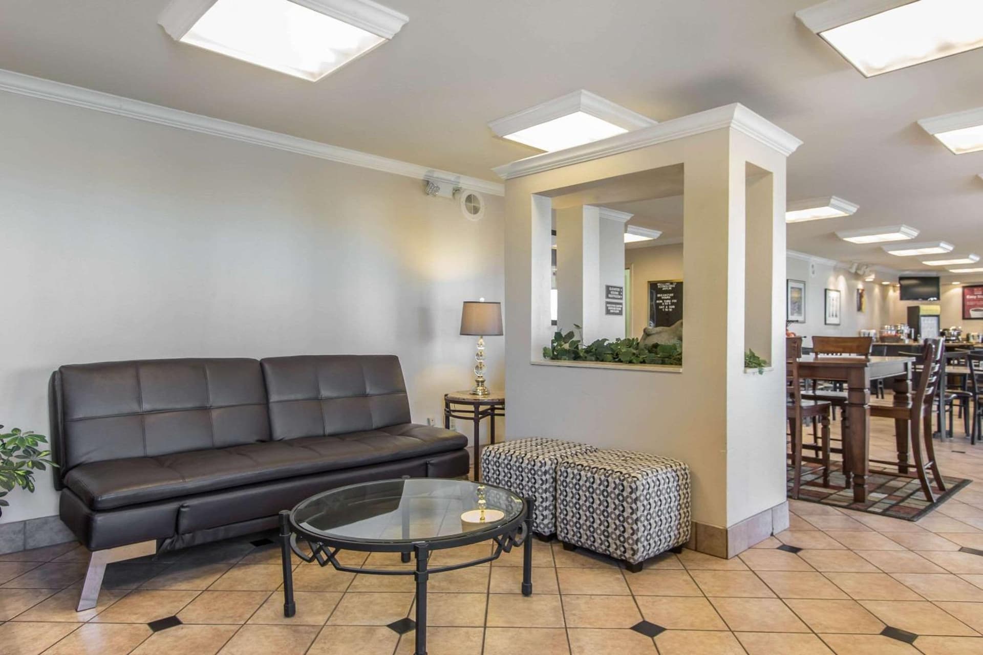 Greenstay Hotel Joplin Missouri interior in Joplin, MO — gallery photo 2