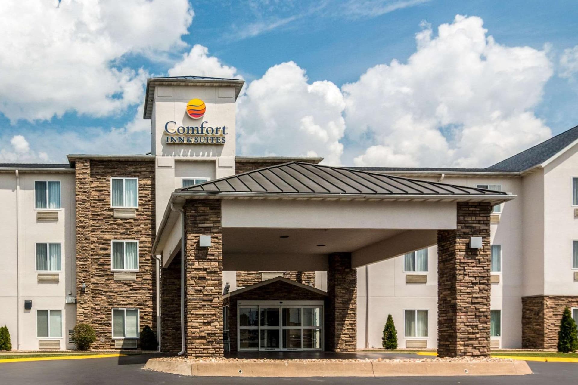 Comfort Inn & Suites - Hannibal property views in Hannibal, MO — gallery photo 3