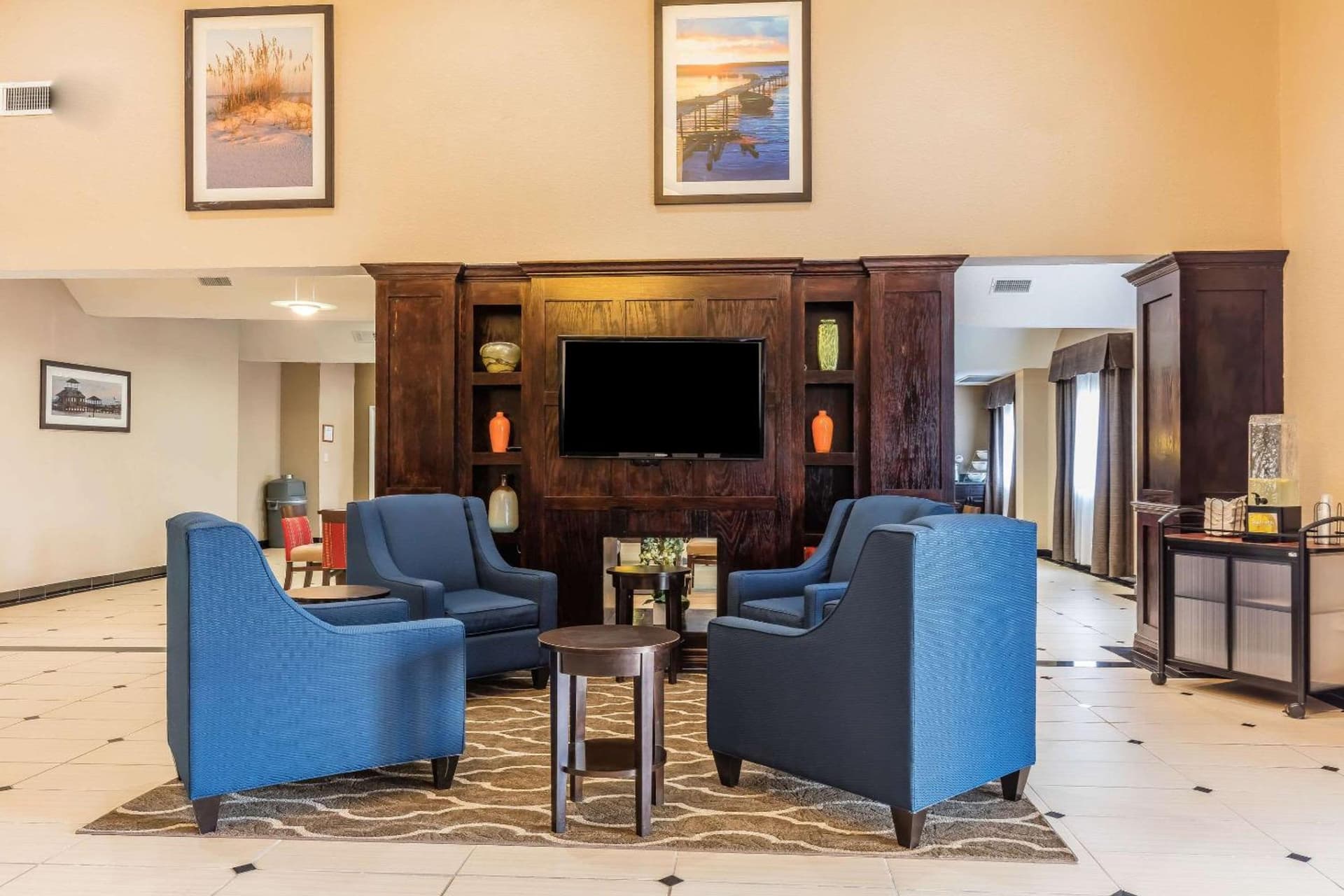 Comfort Inn & Suites Crystal Inn Sportsplex gallery photo in Gulfport, MS — image 21