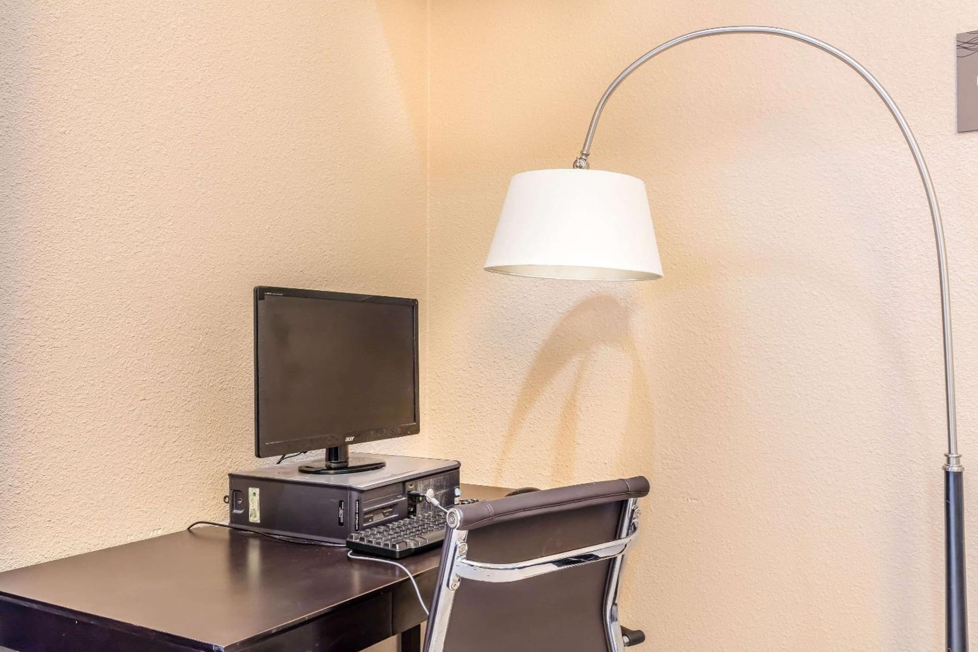 Comfort Inn & Suites Crystal Inn Sportsplex interior in Gulfport, MS — gallery photo 2