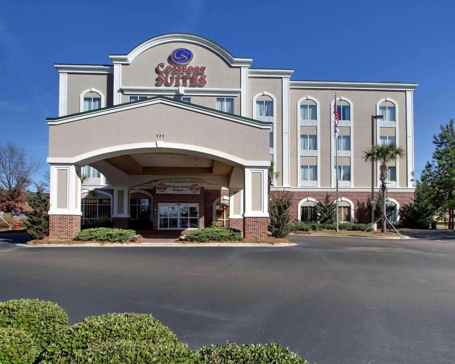 Comfort Suites Flowood - Jackson Airport interior in Luckney, MS — gallery photo 2