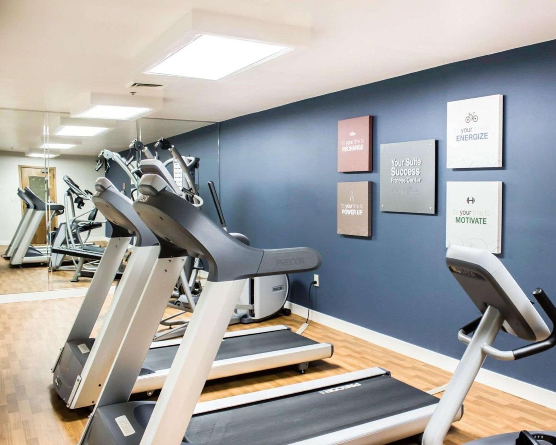 Comfort Suites Regency Park gallery photo in Cary, NC — image 23