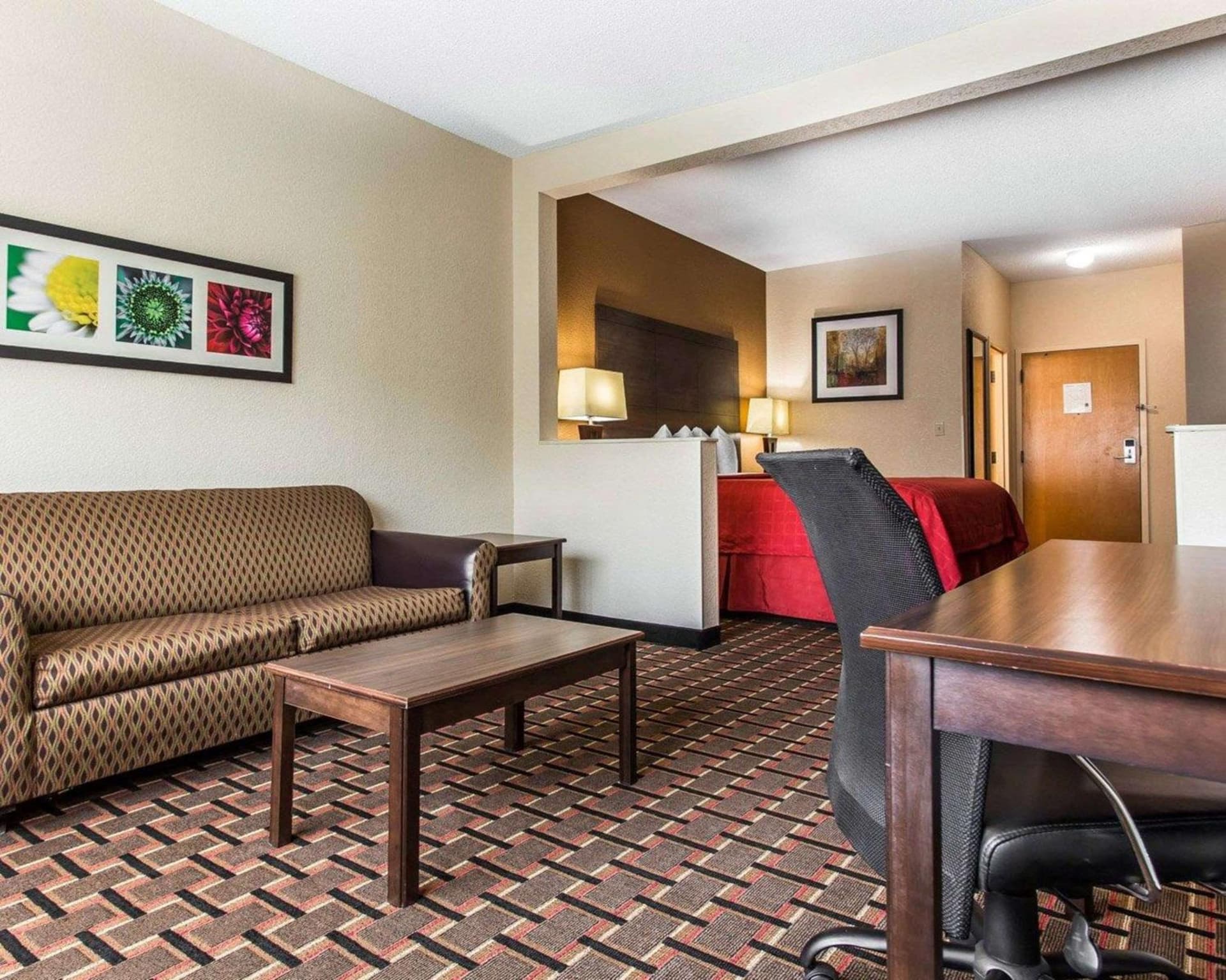 Quality Suites Hickory South gallery photo in Hickory, NC — image 15