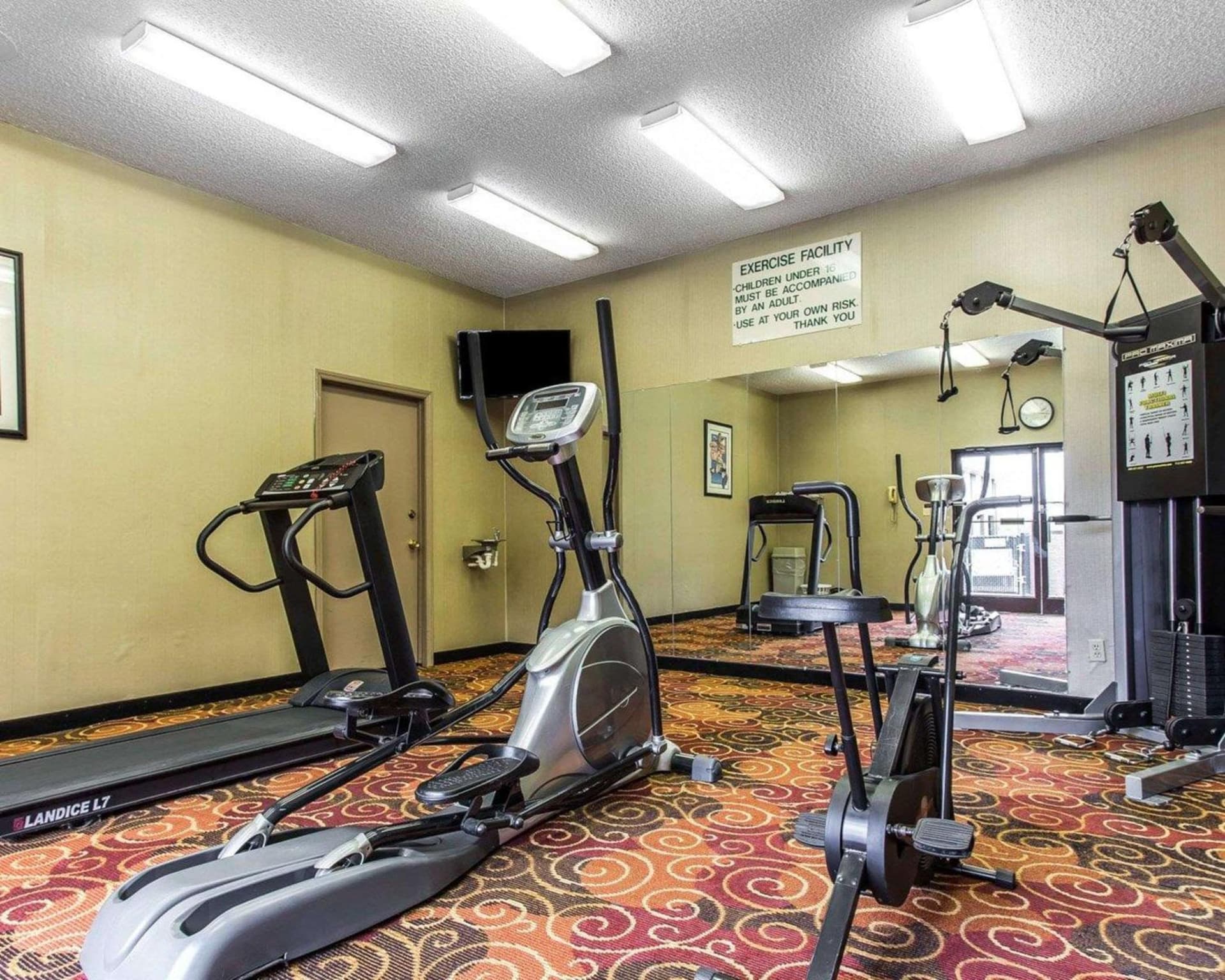 Quality Suites Hickory South gallery photo in Hickory, NC — image 25