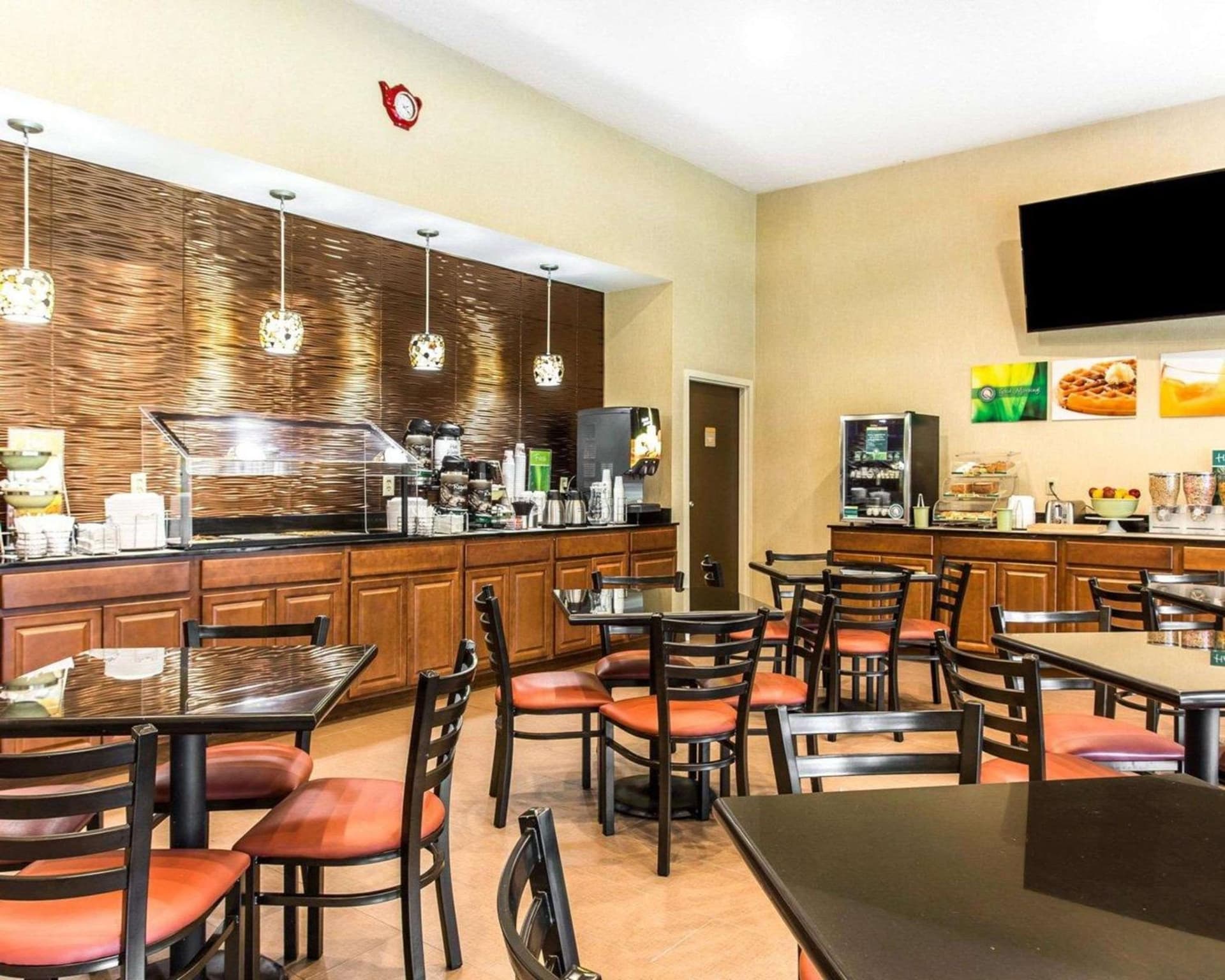 Quality Suites Hickory South gallery photo in Hickory, NC — image 35
