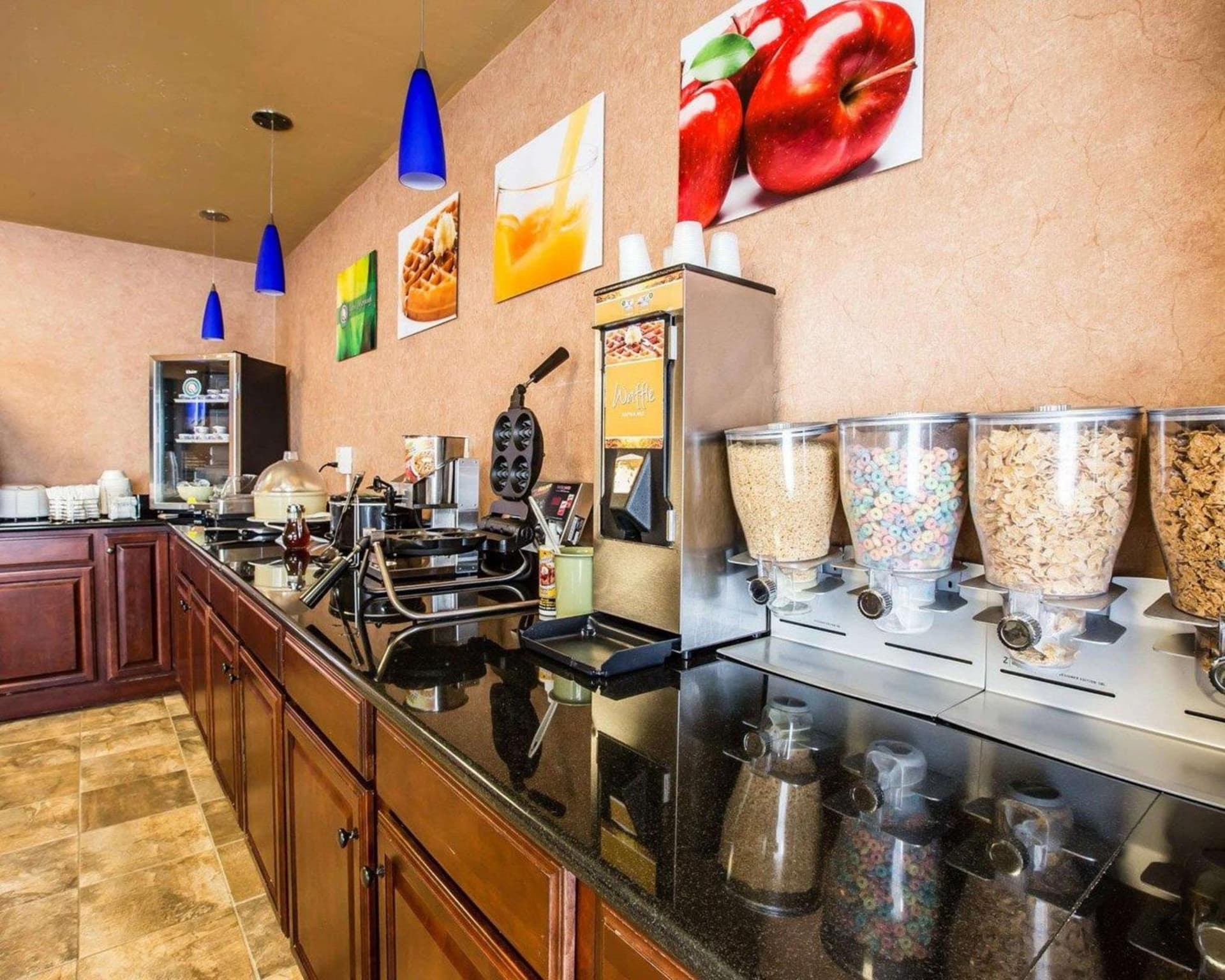 Quality Inn & Suites - Greensboro-High Point gallery photo in Greensboro, NC — image 5