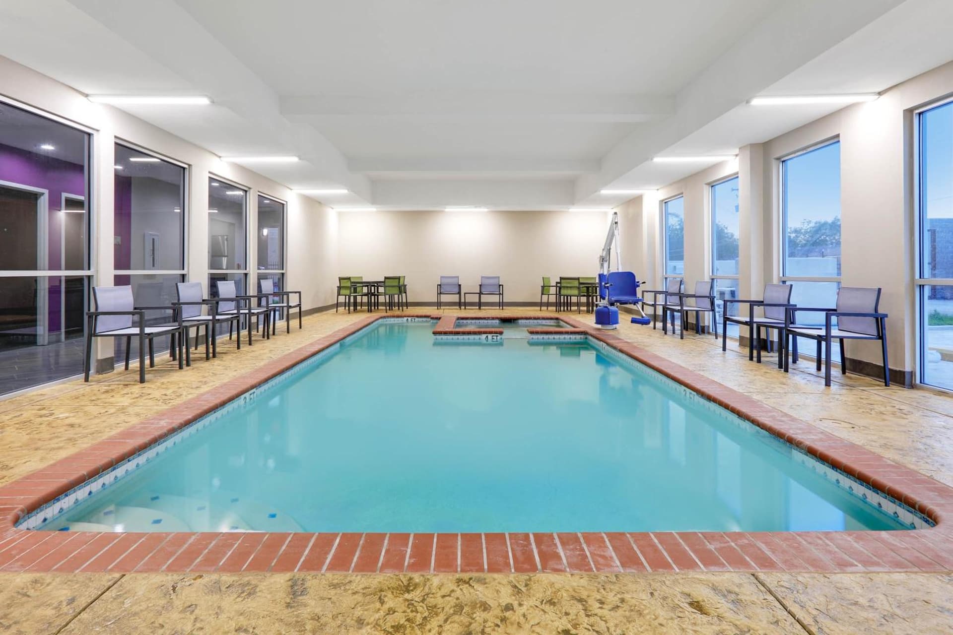 Wingate by Wyndham Corpus Christi interior in Corpus Christi, TX — gallery photo 2