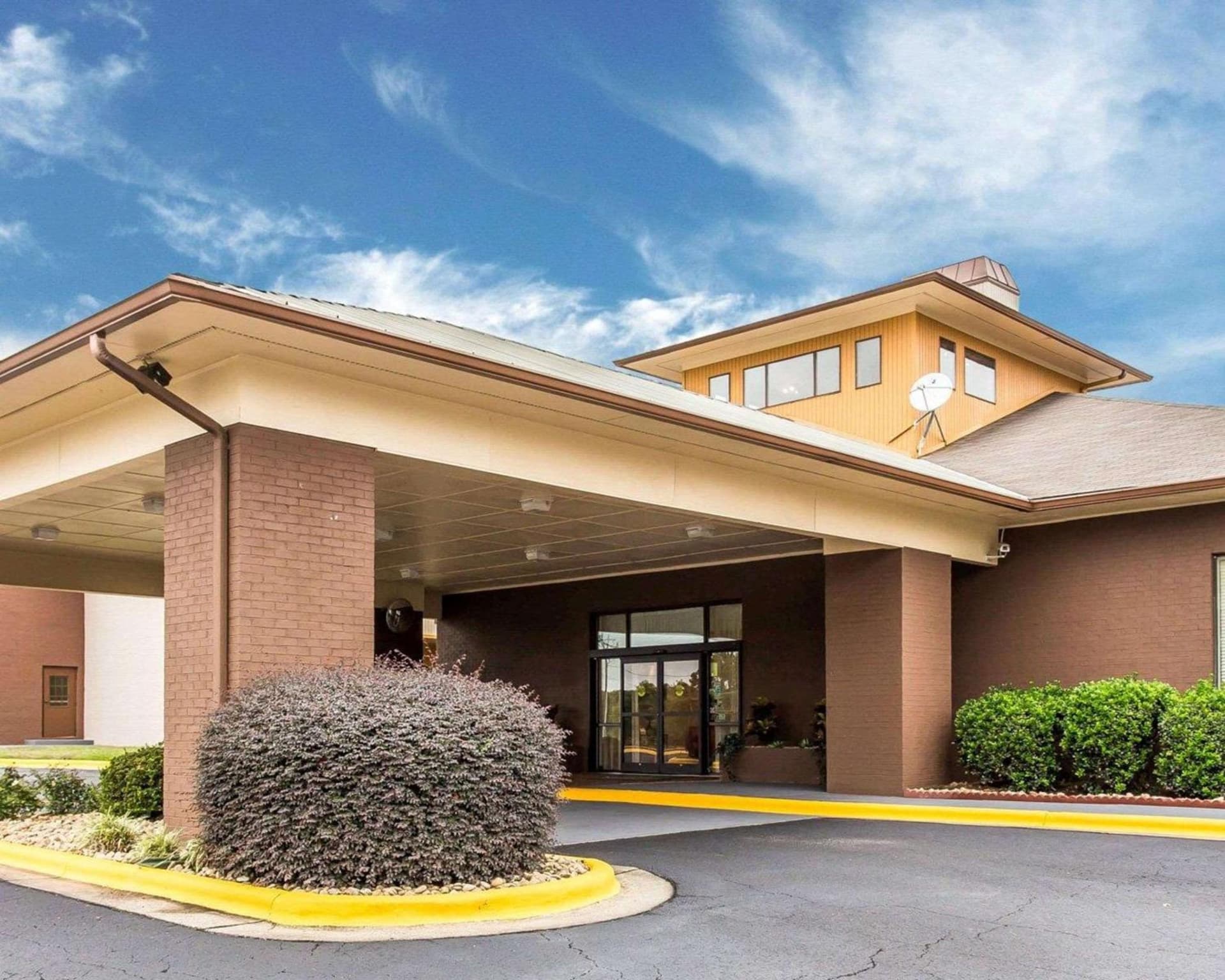 Quality Suites Hickory South — hotel in Hickory, North Carolina