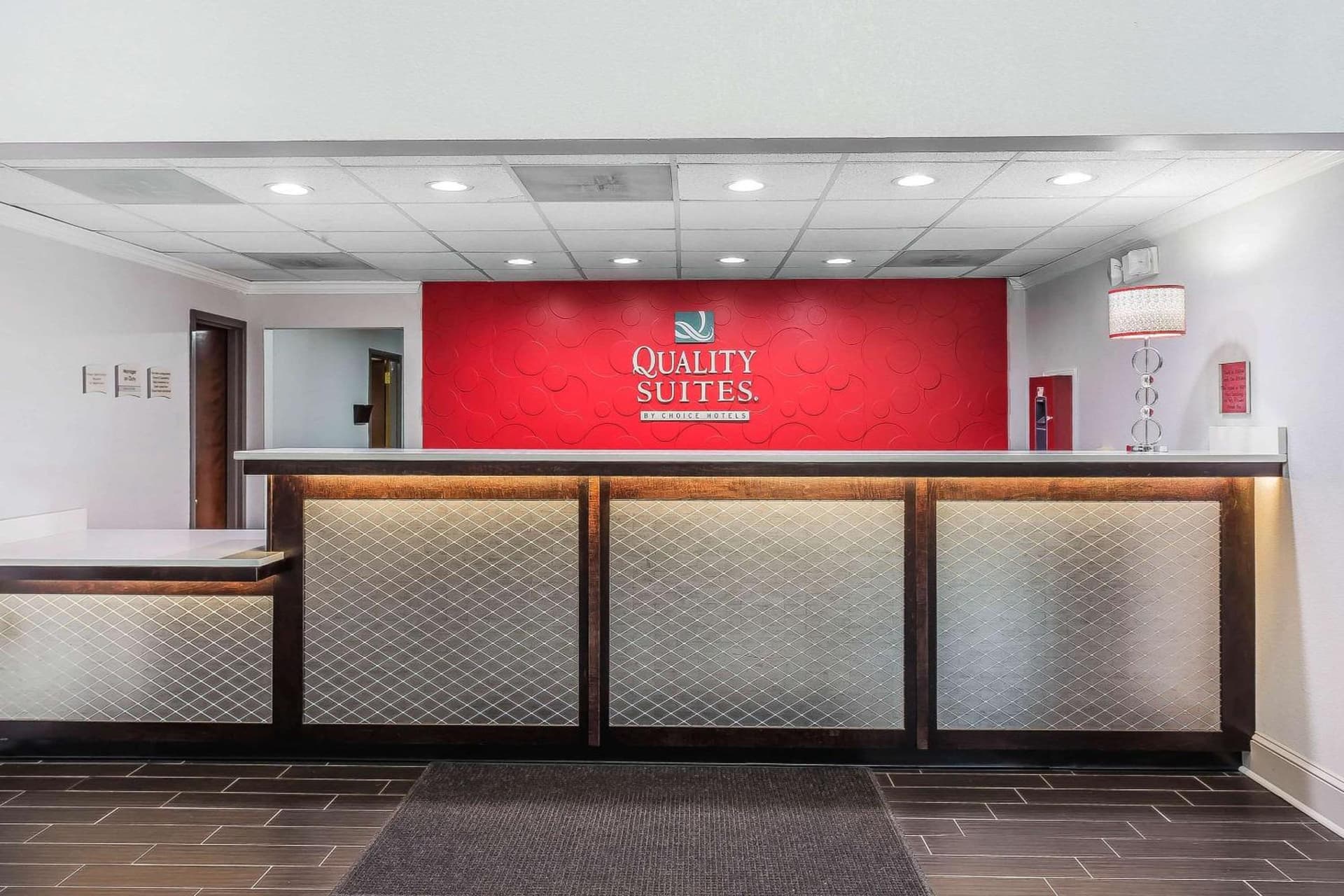 Quality Suites Pineville - Charlotte interior in Charlotte, NC — gallery photo 2