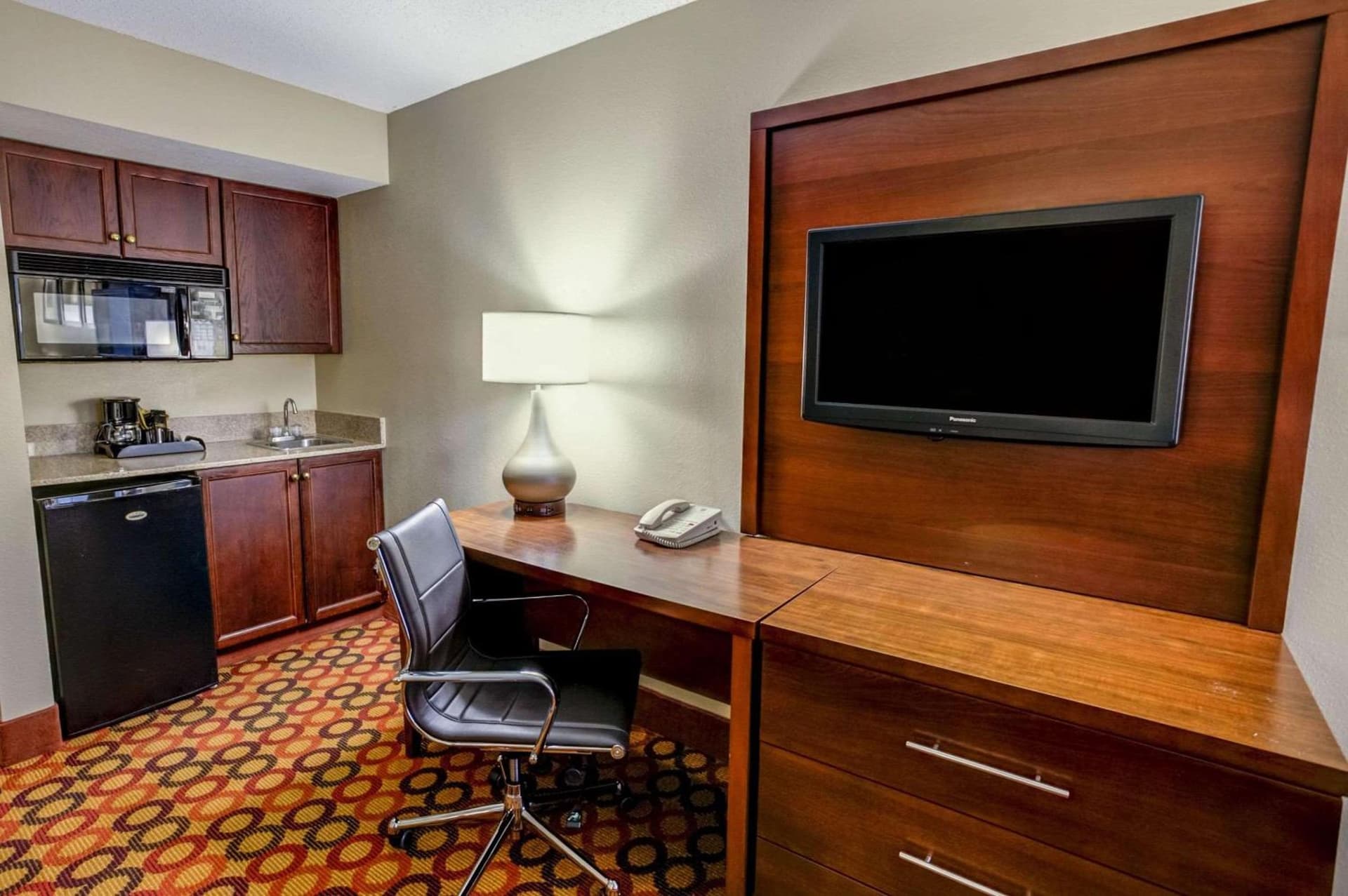 Concord Suites by IHG gallery photo in Concord, NC — image 6