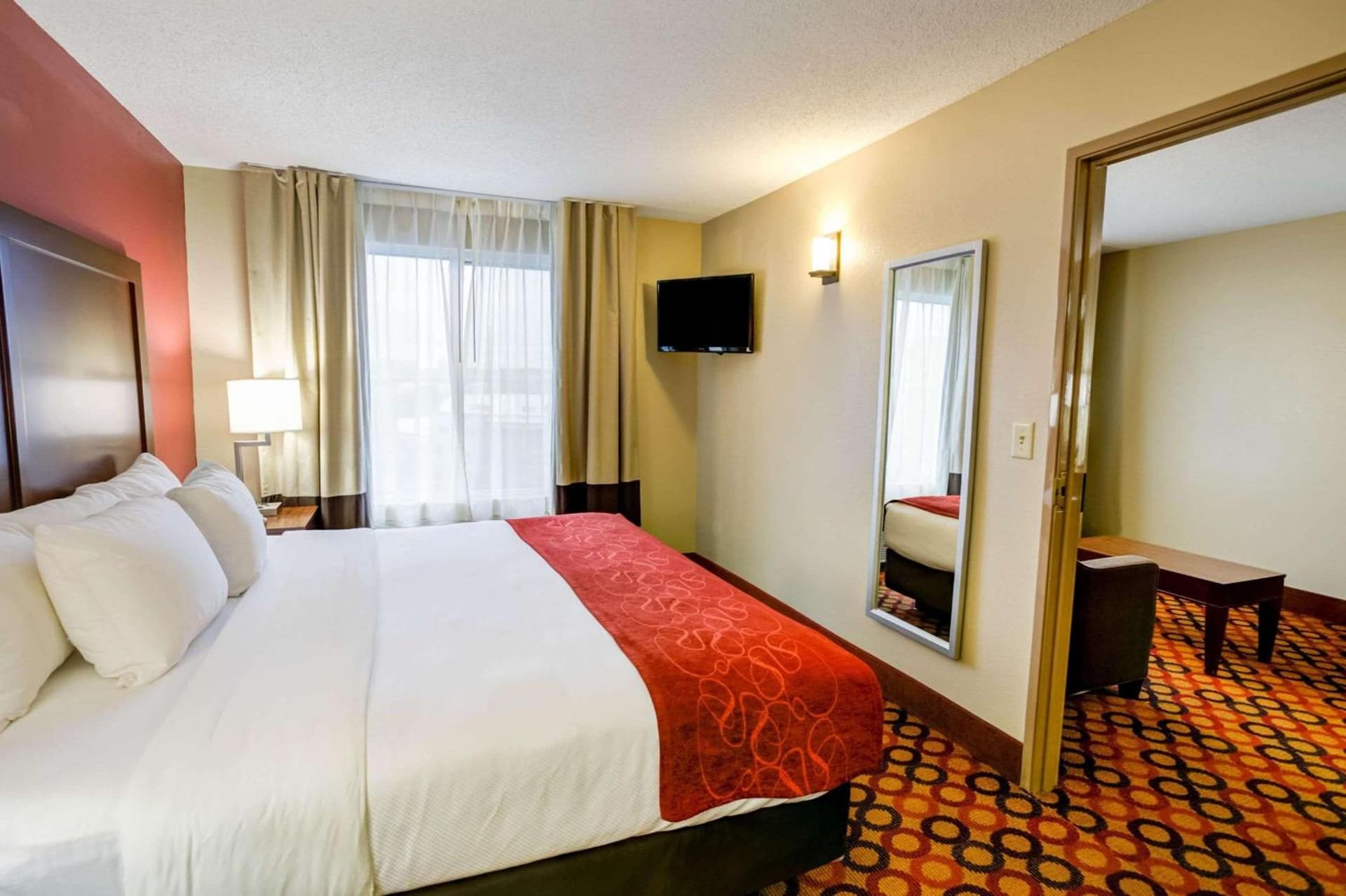 Concord Suites by IHG gallery photo in Concord, NC — image 4