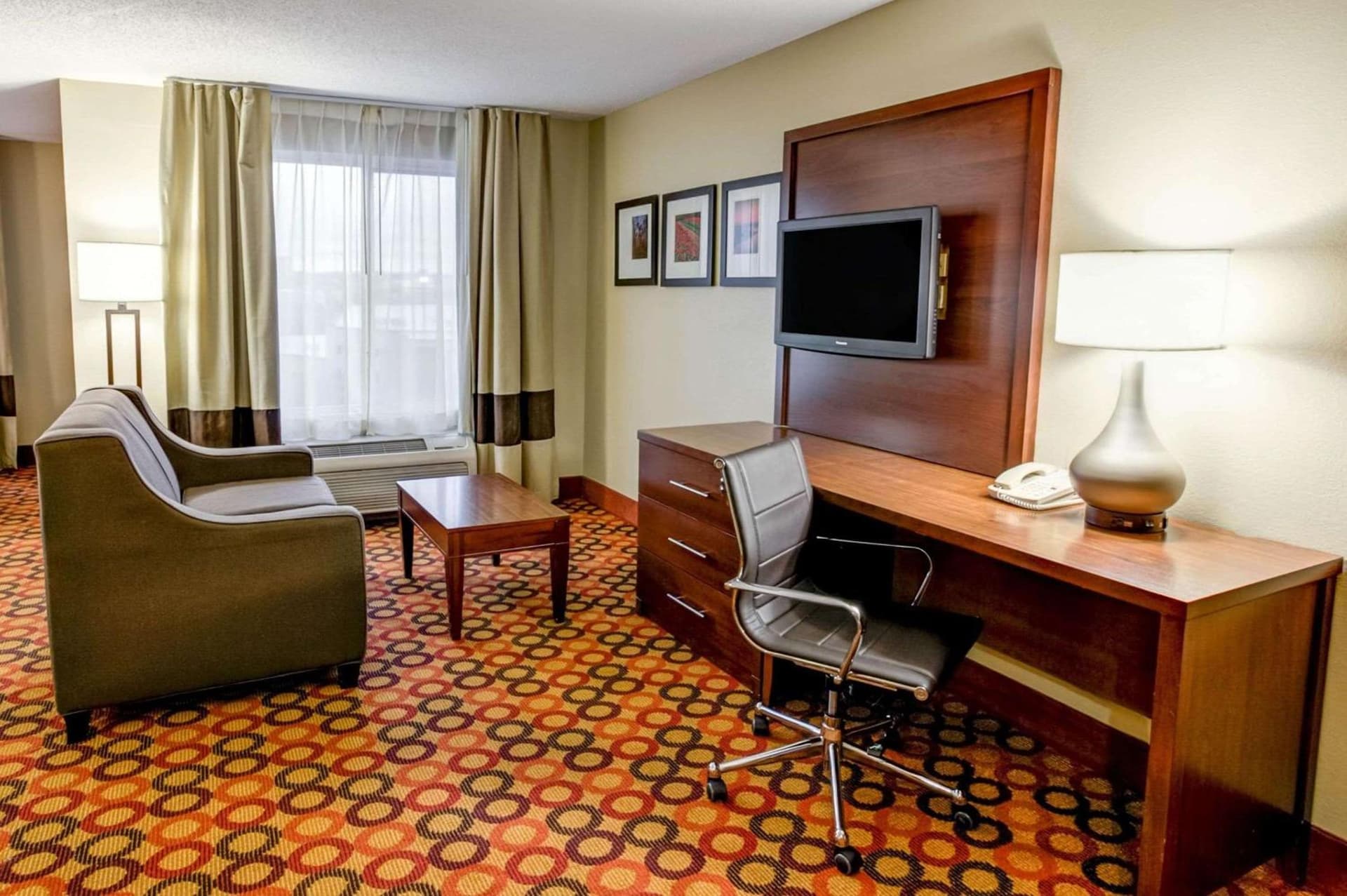 Concord Suites by IHG gallery photo in Concord, NC — image 11