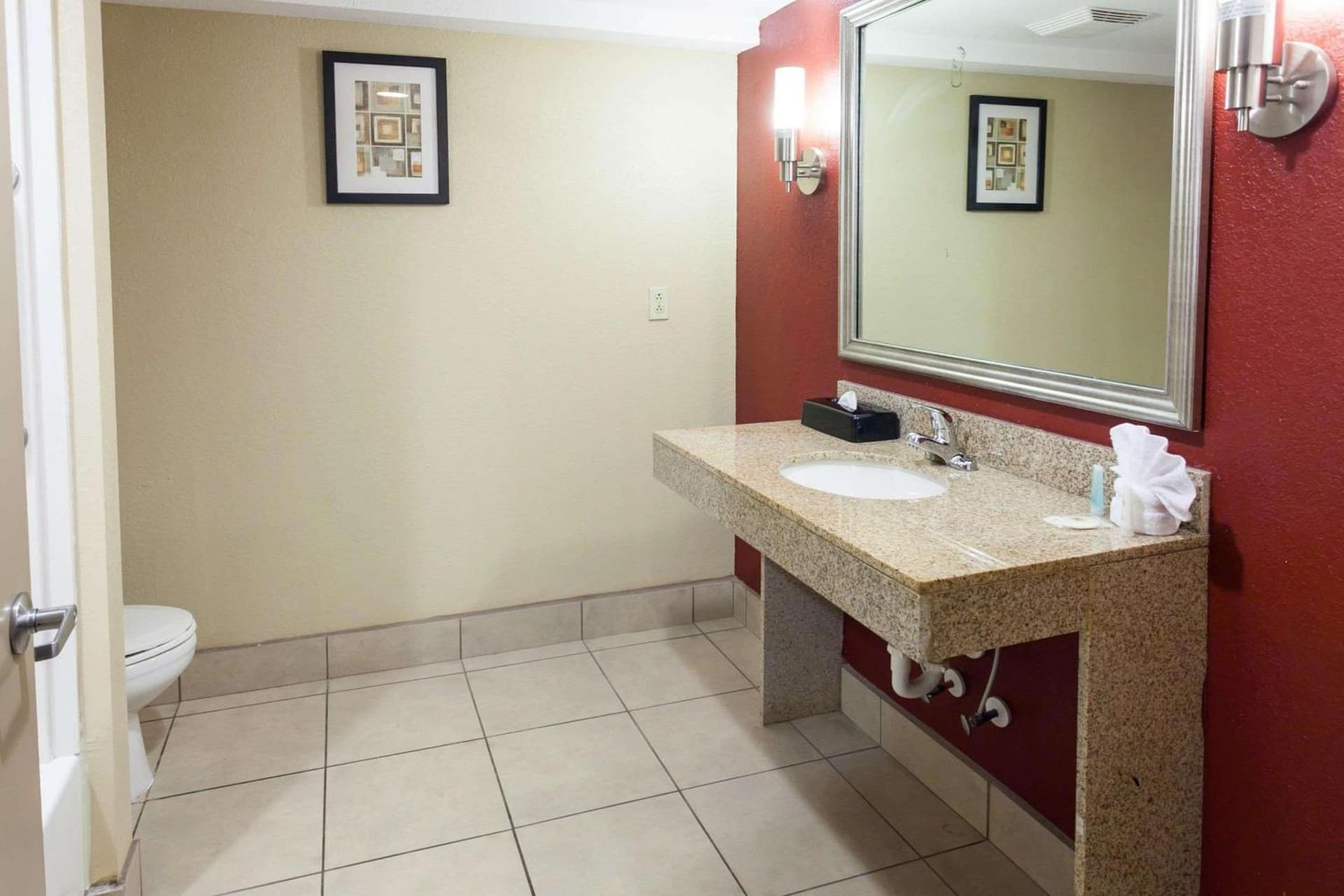 Comfort Inn & Suites Statesville - Mooresville gallery photo in Statesville, NC — image 11