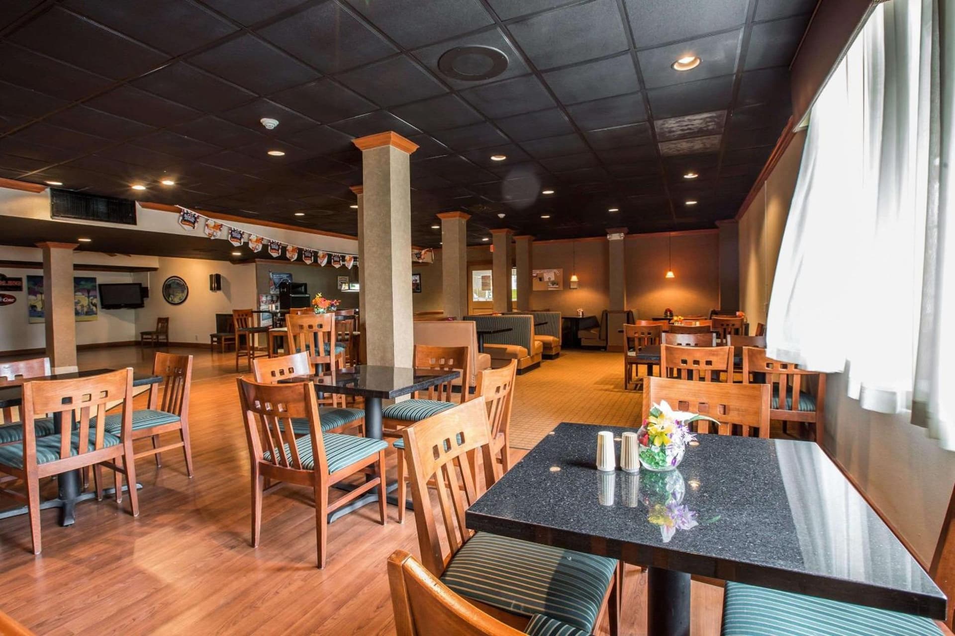 Quality Inn & Suites Hanes Mall gallery photo in Winston-Salem, NC — image 27