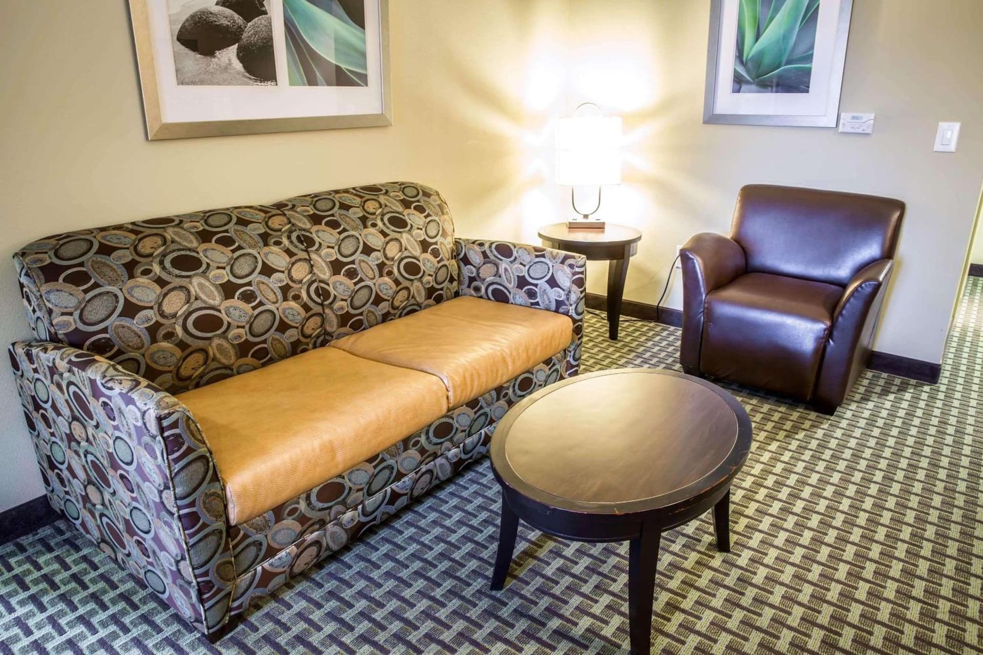 Comfort Suites New Bern near Cherry Point gallery photo in New Bern, NC — image 22