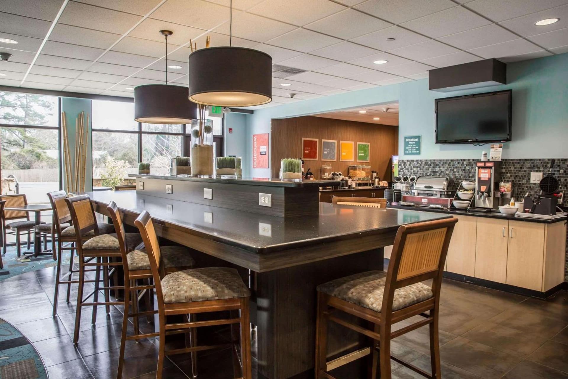 Comfort Suites New Bern near Cherry Point gallery photo in New Bern, NC — image 9