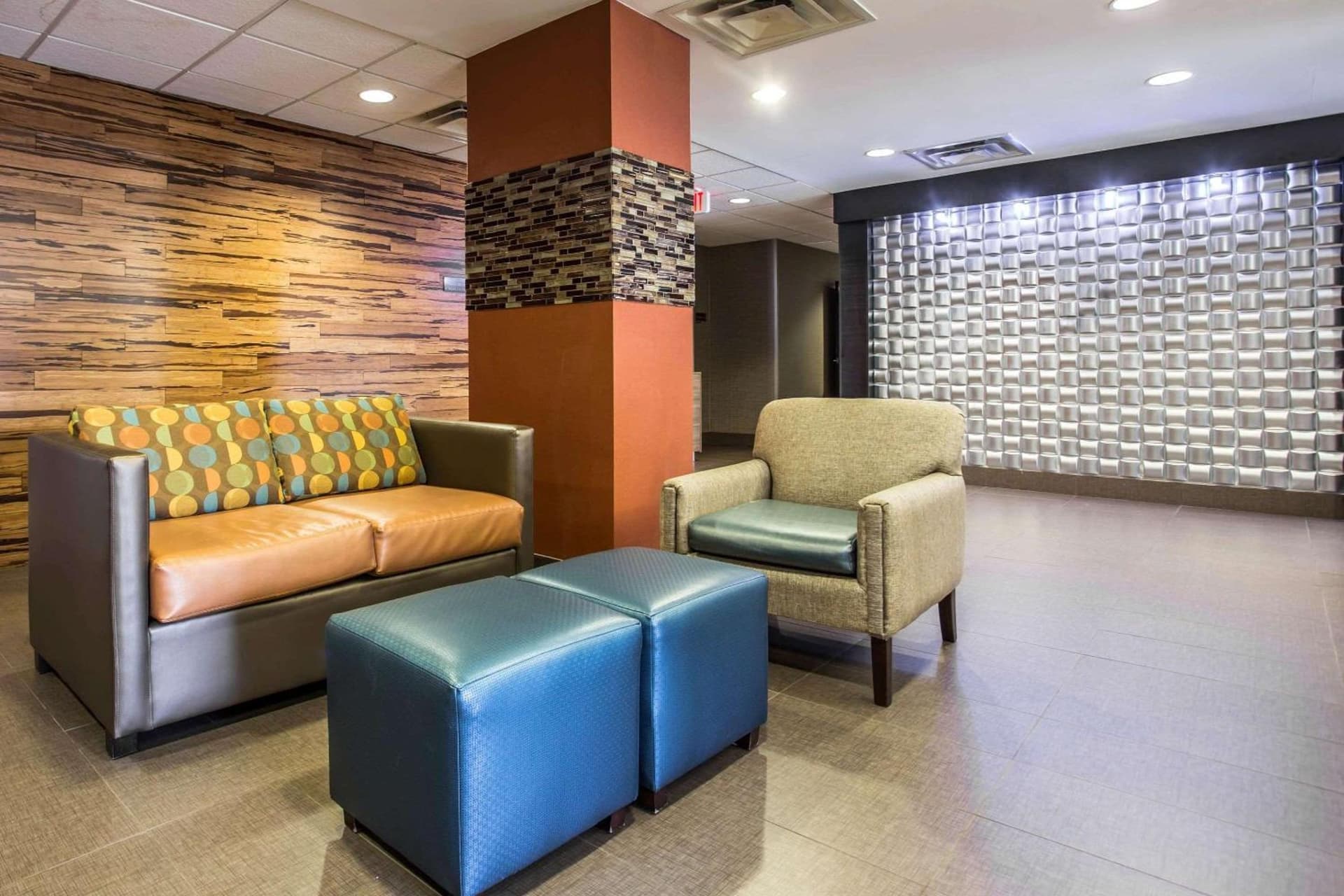 Spark By Hilton Kannapolis interior in Kannapolis, NC — gallery photo 2
