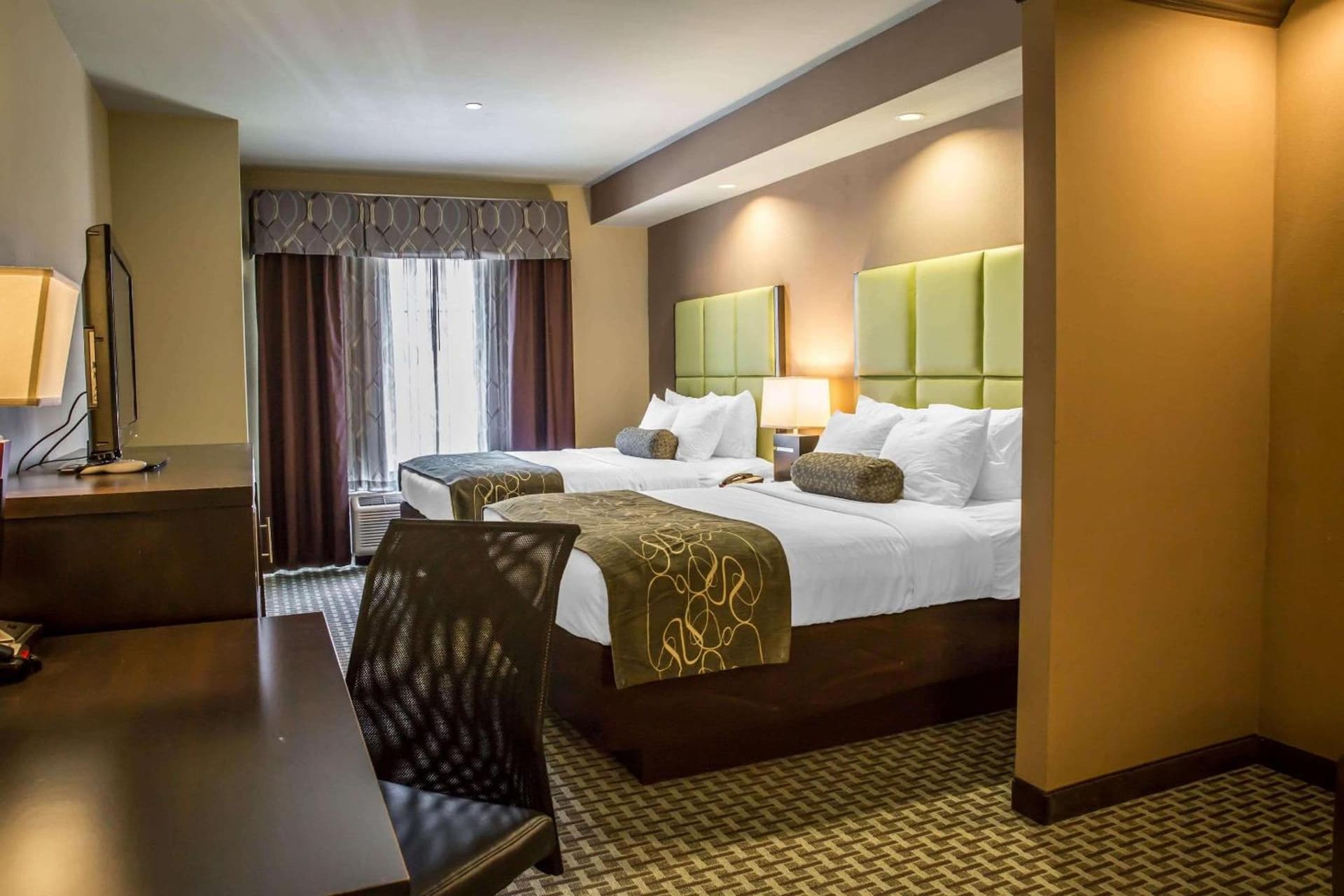 Comfort Suites New Bern near Cherry Point gallery photo in New Bern, NC — image 24