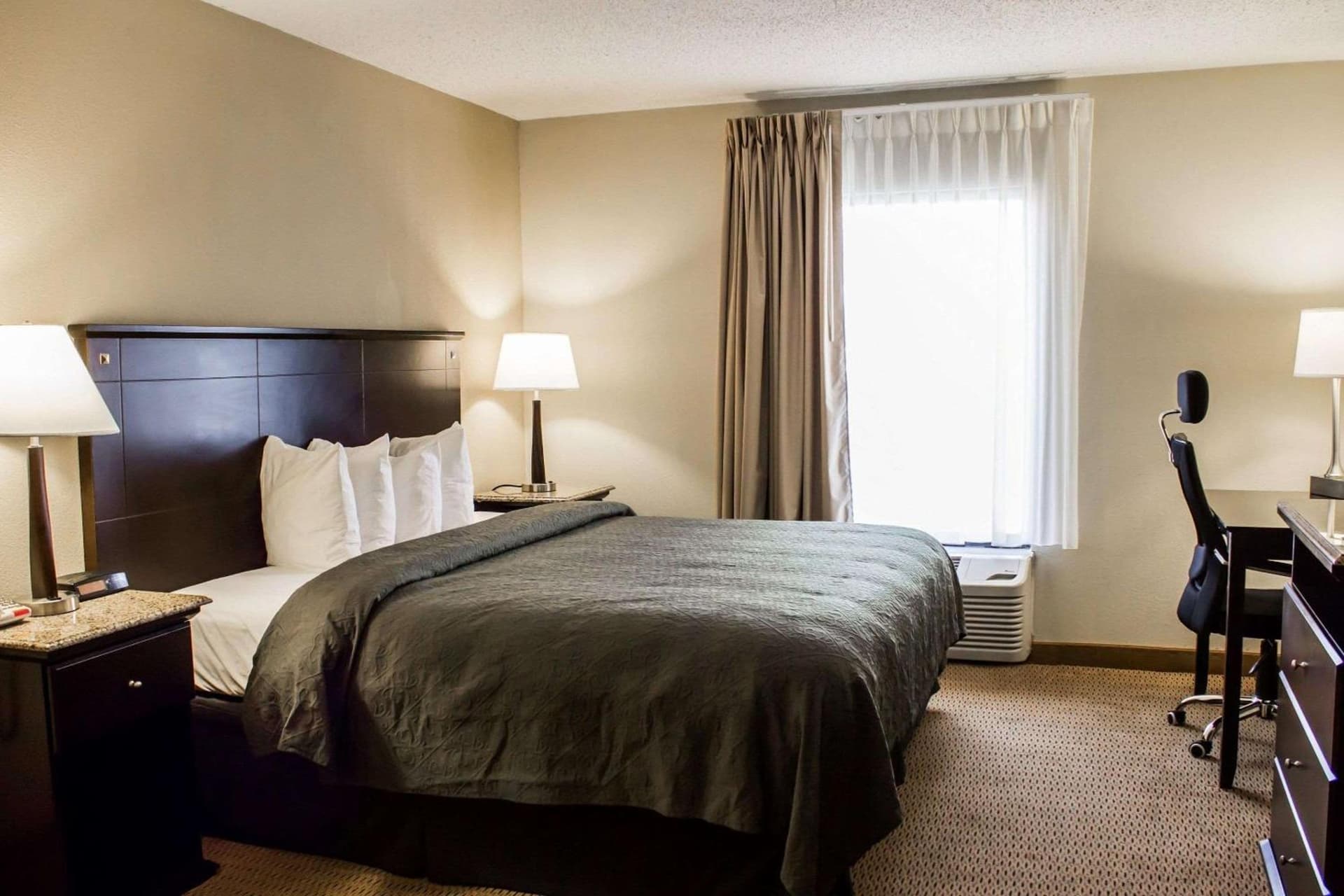 Quality Inn & Suites Wilson I-95 interior in Wilson, NC — gallery photo 2