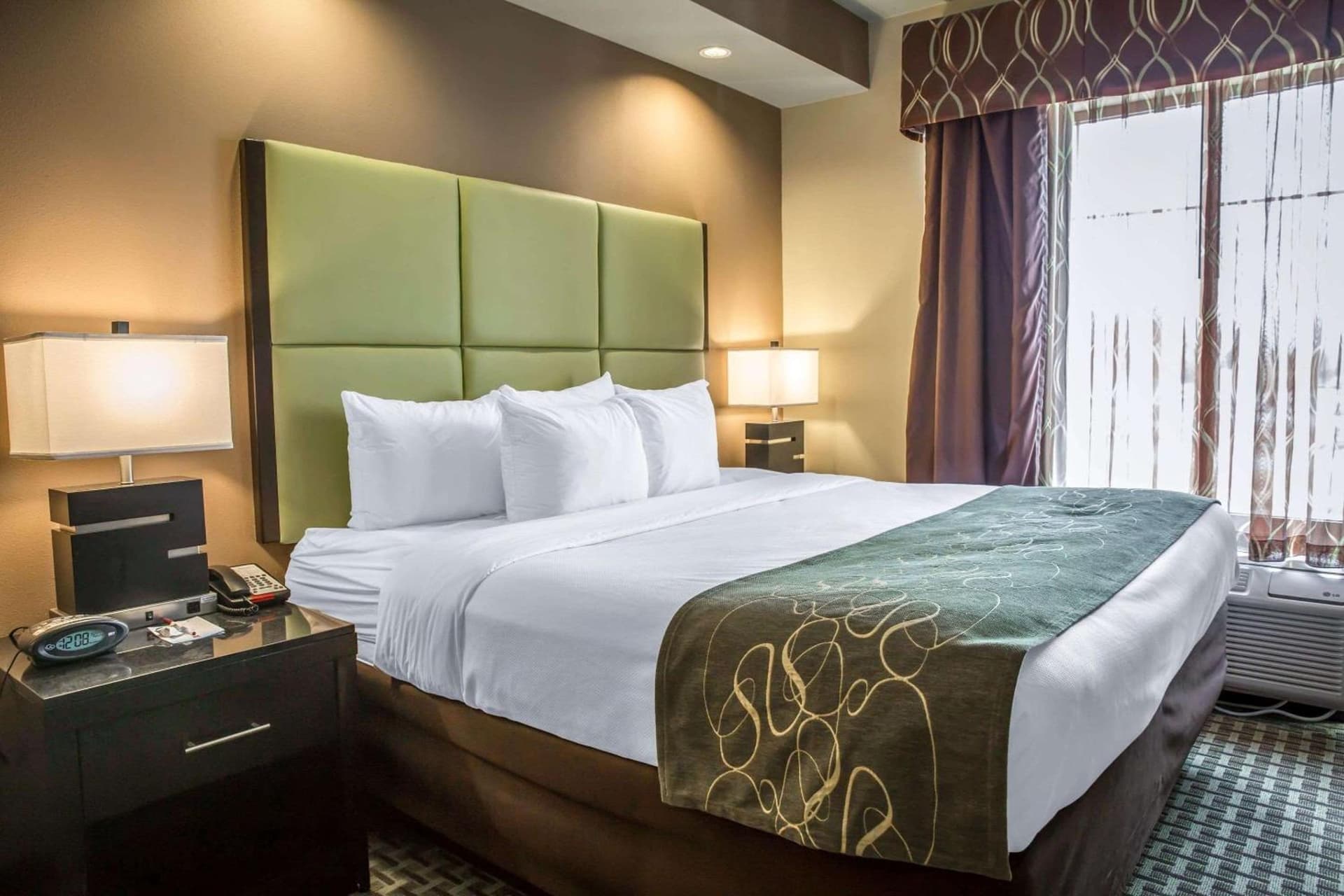 Comfort Suites New Bern near Cherry Point gallery photo in New Bern, NC — image 26