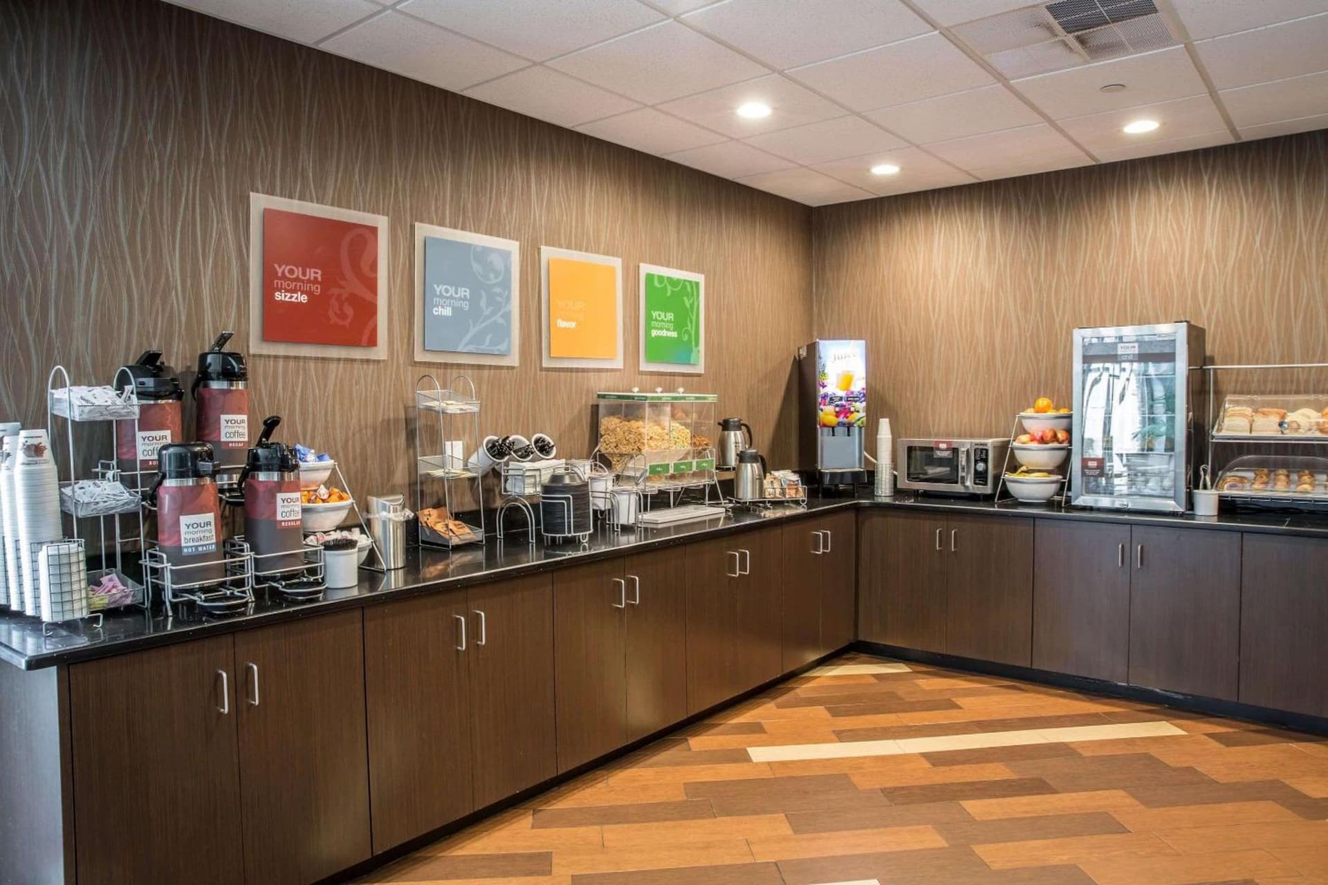Comfort Suites New Bern near Cherry Point gallery photo in New Bern, NC — image 27