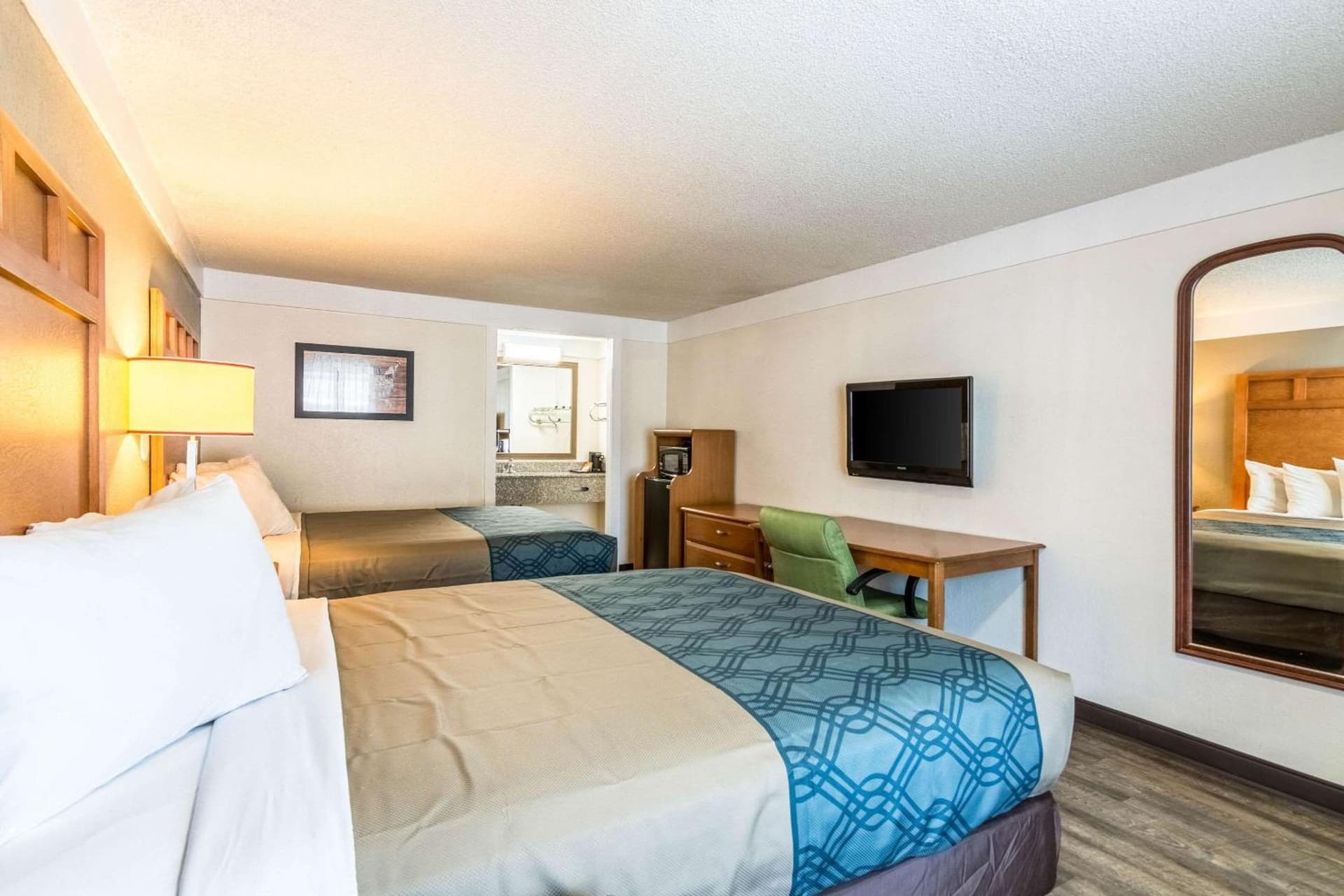 Econo Lodge Gastonia North gallery photo in Gastonia, NC — image 17