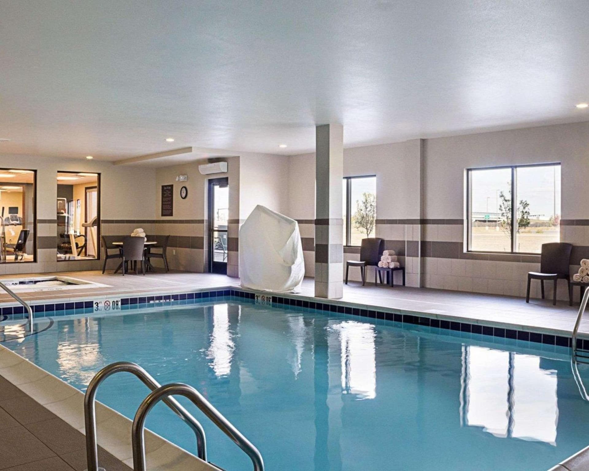 Comfort Suites Fargo Medical Center gallery photo in Fargo, ND — image 13